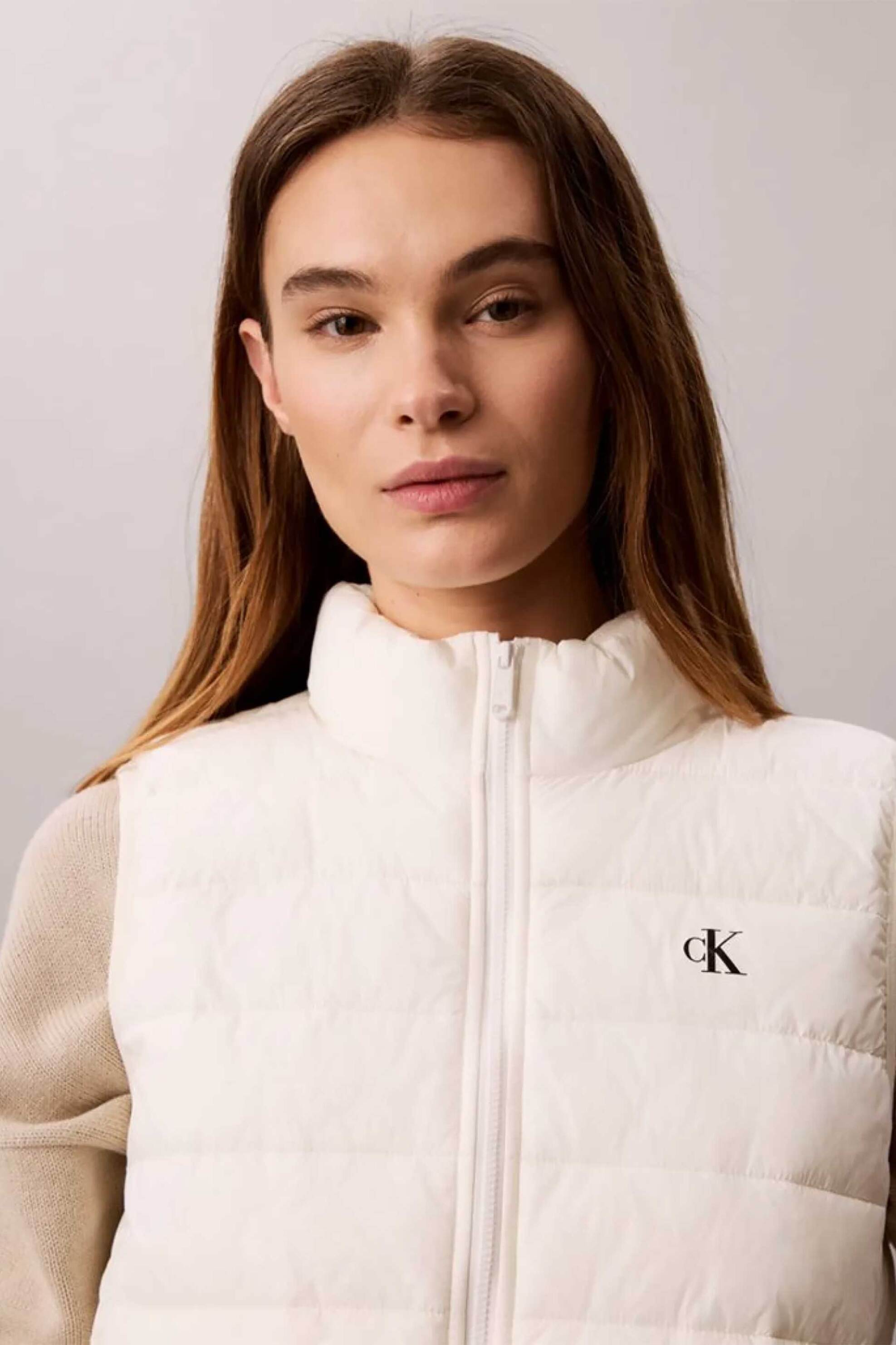 Calvin Klein Jeans γυναικείο αμάνικο μπουφάν καπιτονέ με monogram - LV047G506G Εκρού