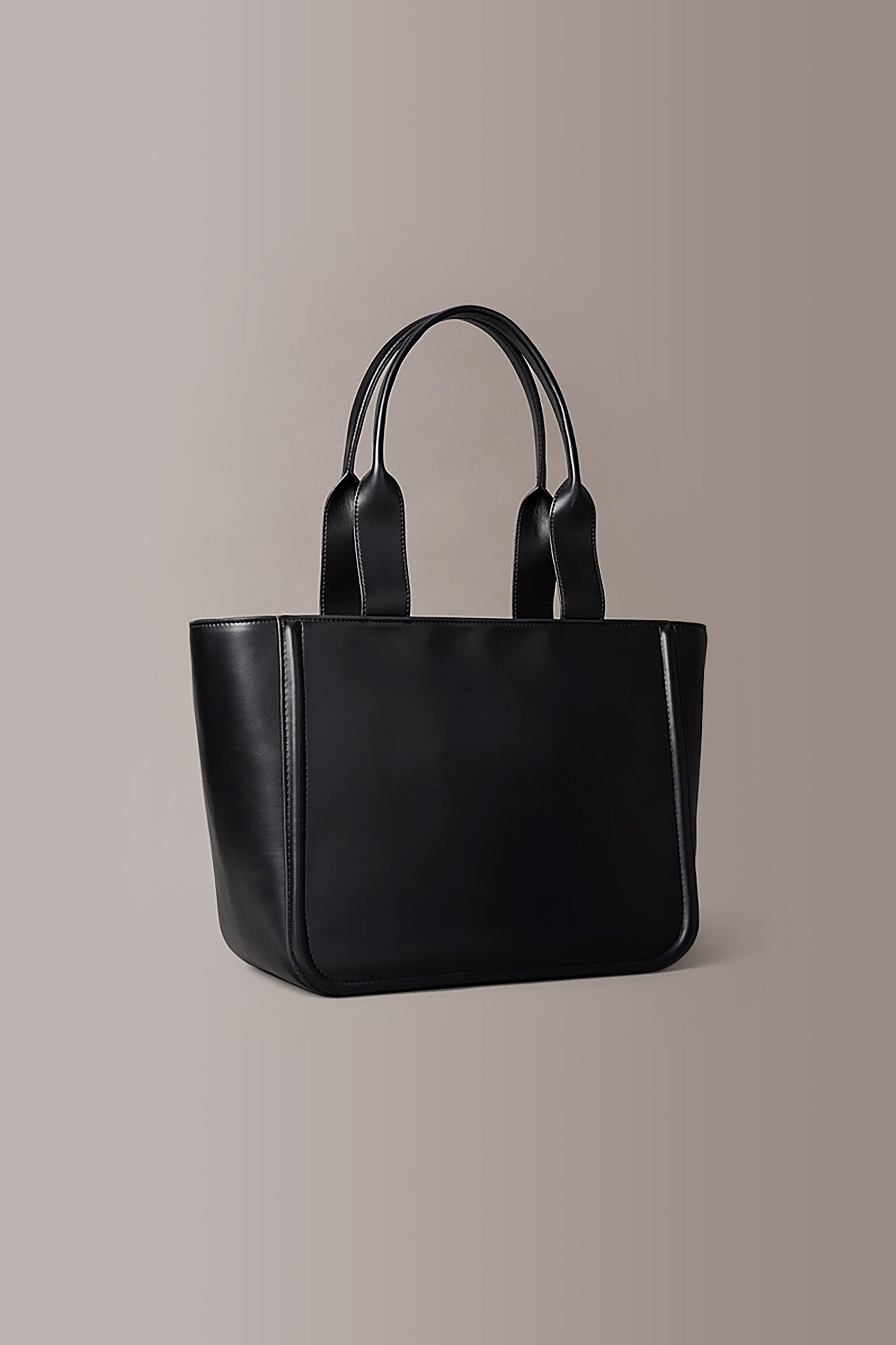 Calvin Klein Jeans γυναικεία τσάντα tote μονόχρωμη με ανάγλυφο λογότυπο - LV04F3218G Μαύρο