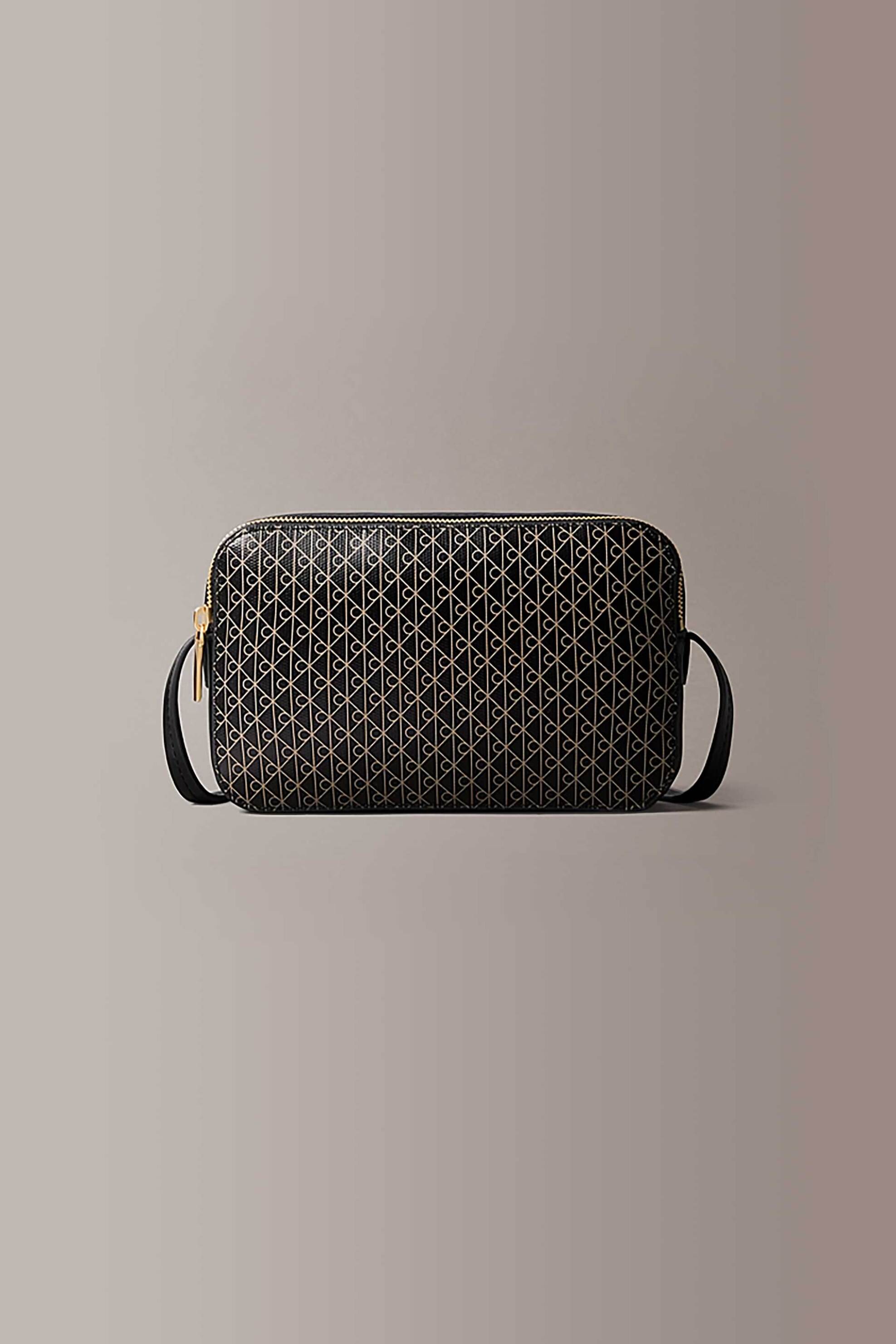 Alternative view from Notos