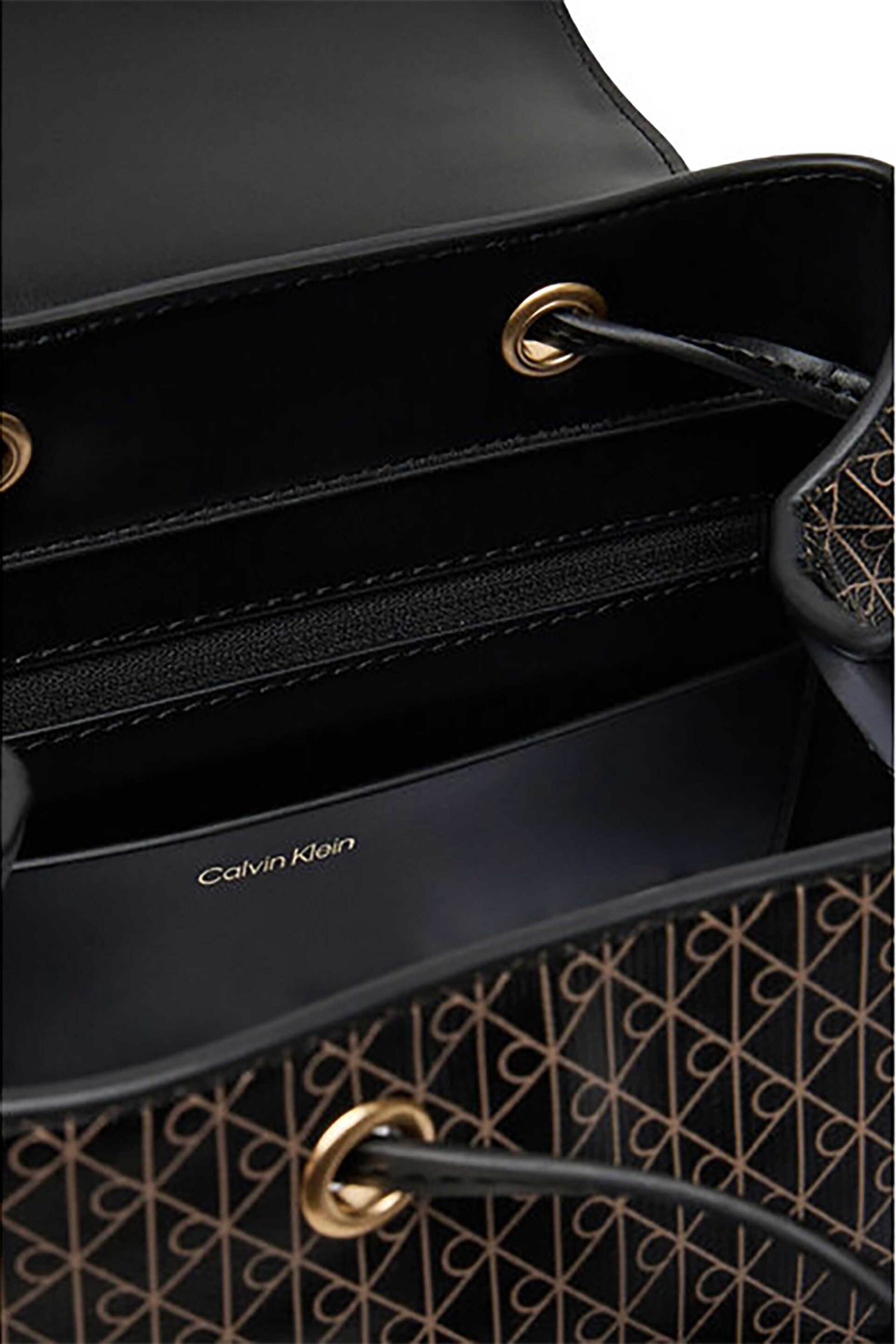 Calvin Klein Jeans γυναικείο backpack με all-over logo print - LV04F3271G Μαύρο φωτογραφία