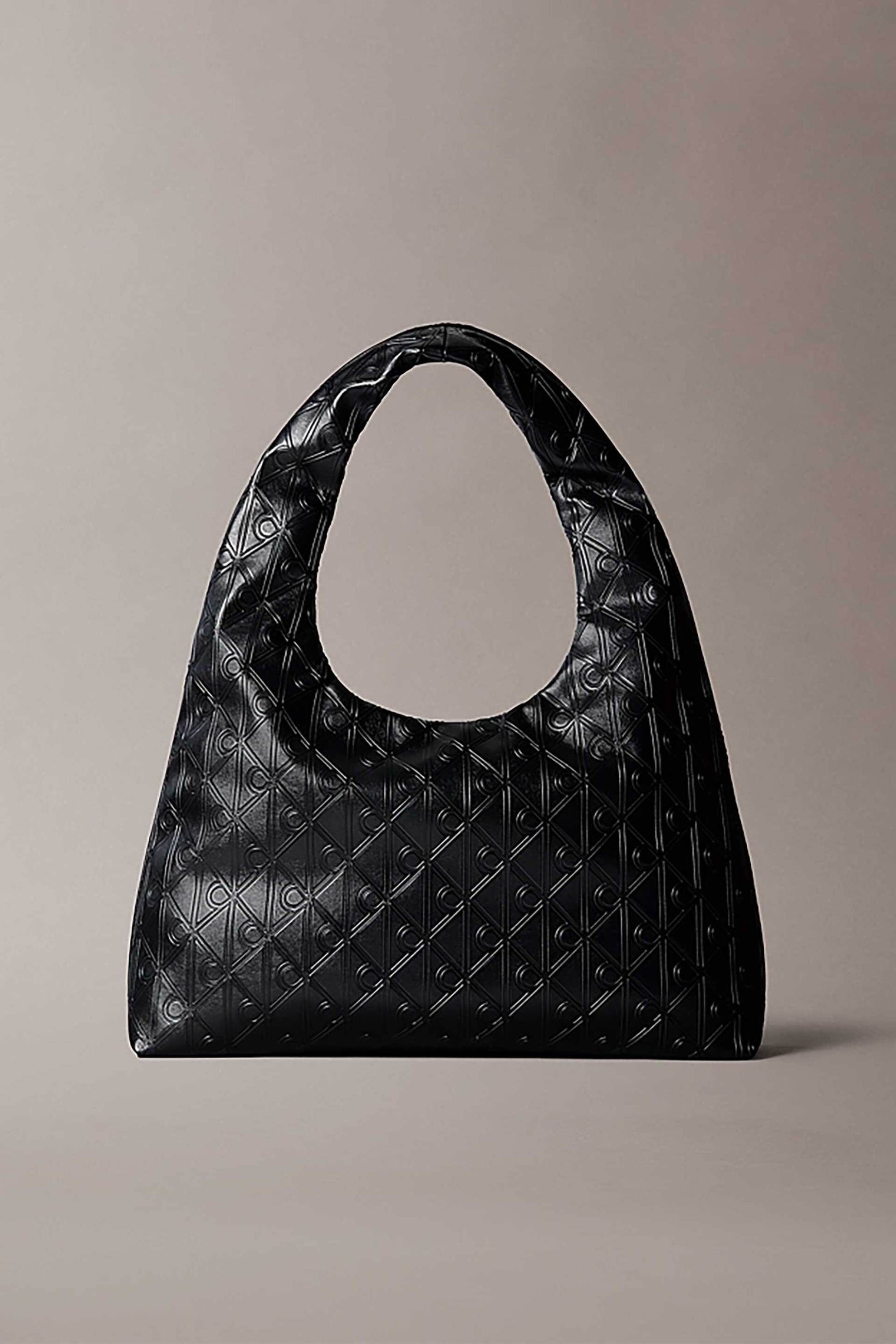 Calvin Klein Jeans γυναικεία τσάντα ώμου με all-over logo print - LV04F3199G Μαύρο