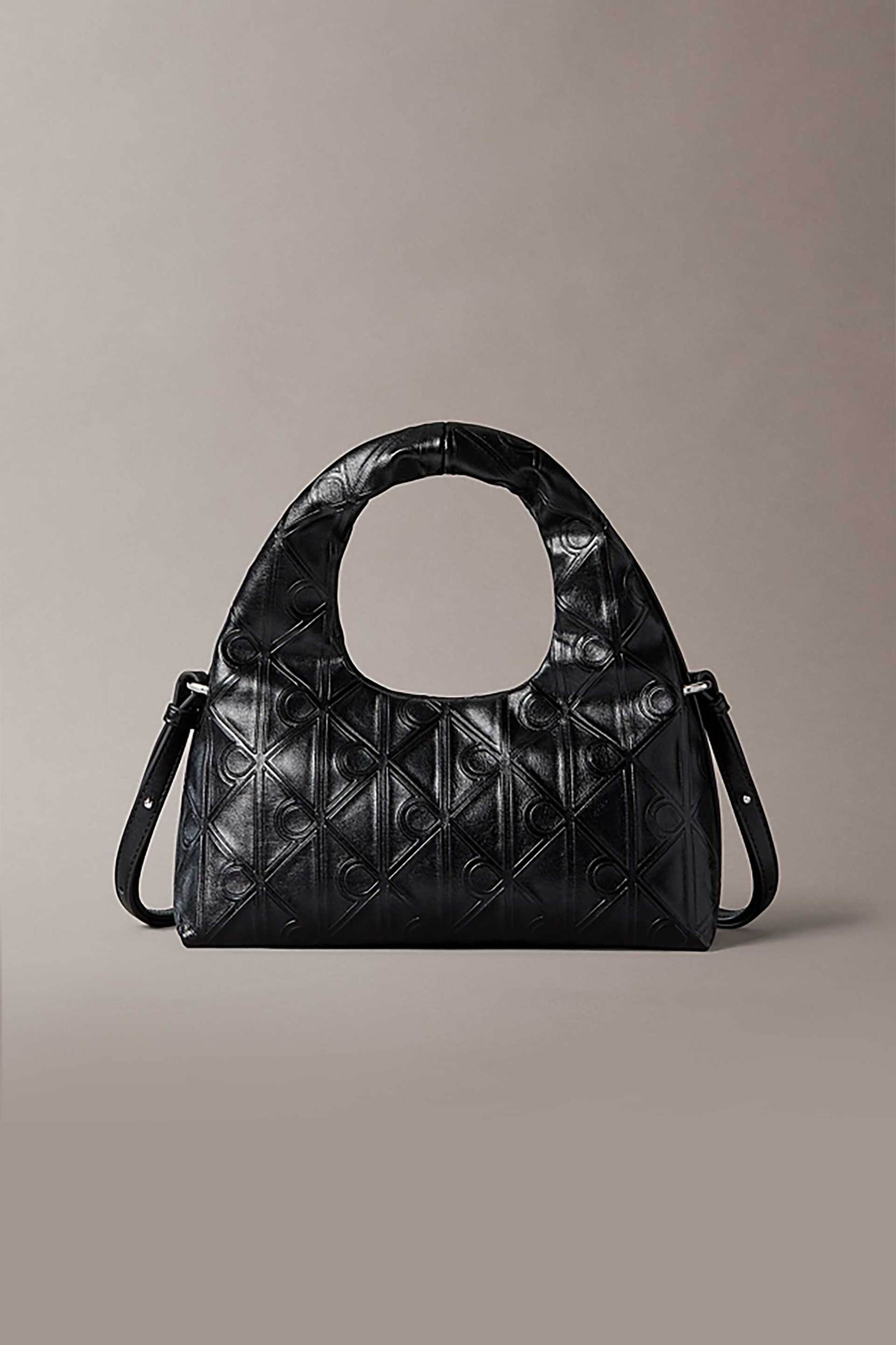 Calvin Klein Jeans γυναικεία τσάντα χειρός με all-over logo print - LV04F3200G Μαύρο