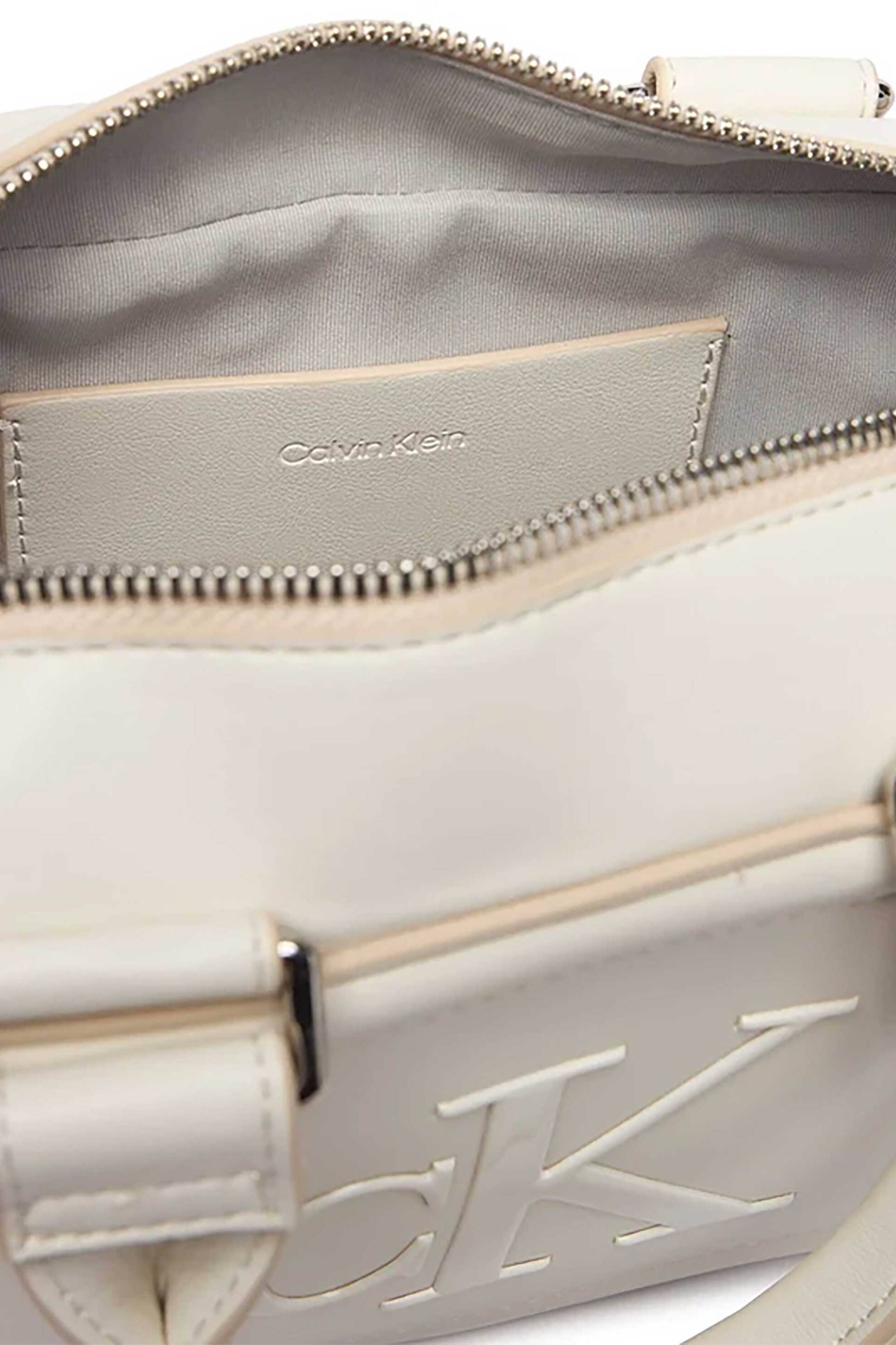 Calvin Klein Jeans Γυναικεία Τσάντα Χειρός με Ανάγλυφο Μονόγραμμα - Lv04F3411G Λευκό