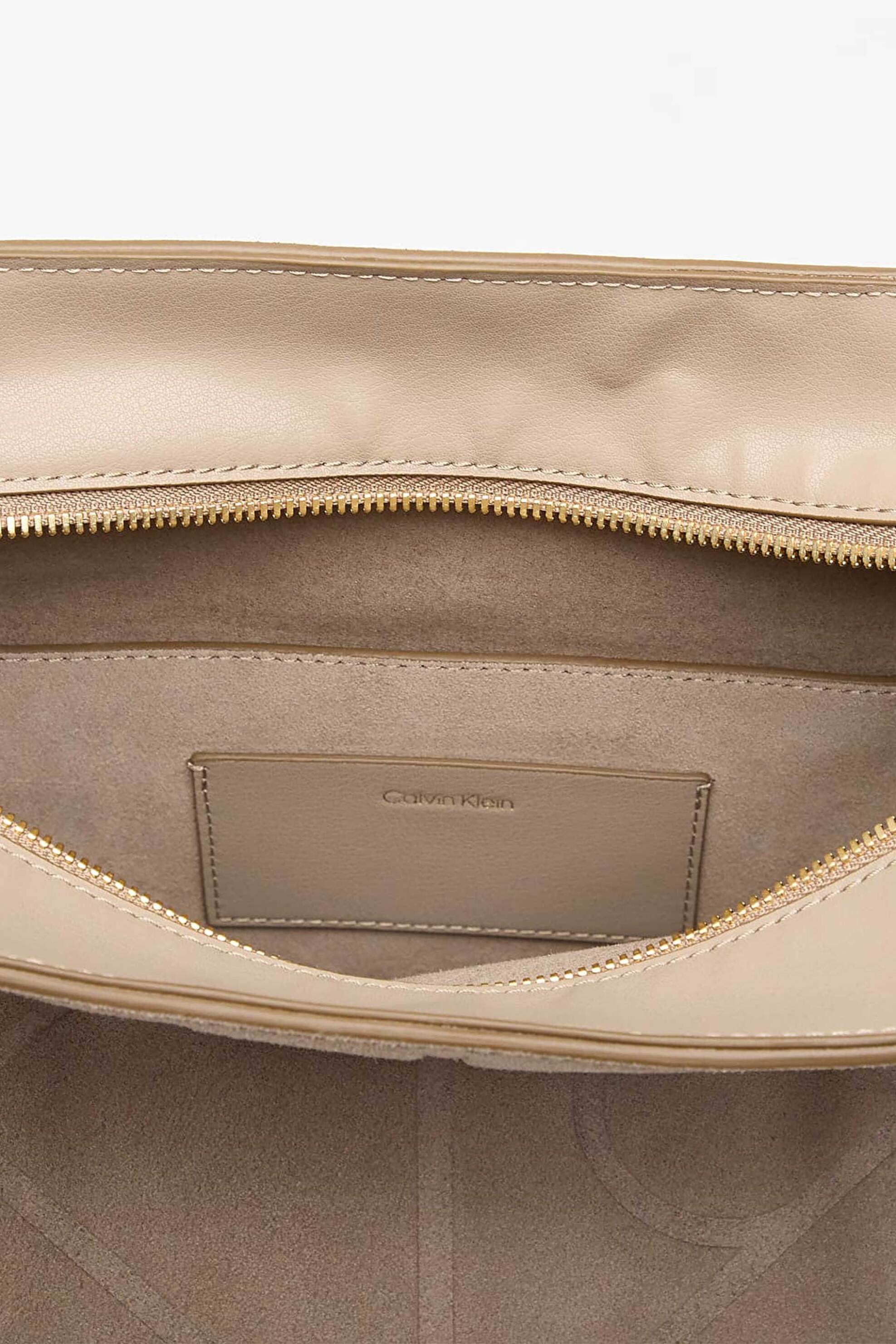 Calvin Klein Jeans Γυναικεία Τσάντα Suede Small Tote με All-Over Logo Print - Lv04F3335G Μπεζ