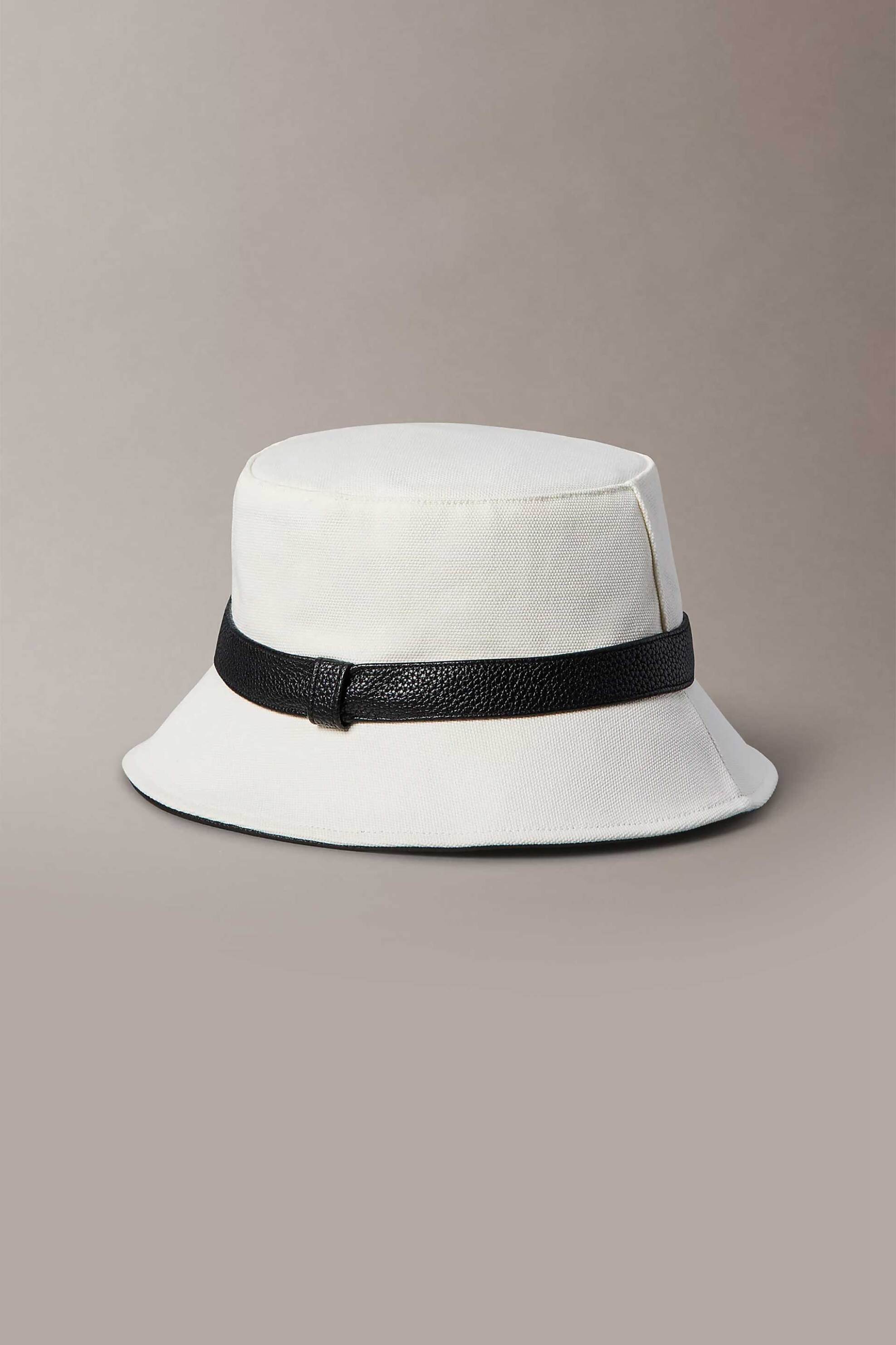 Calvin Klein Jeans γυναικείο καπέλο bucket με monogram - LV04F5070G Λευκό