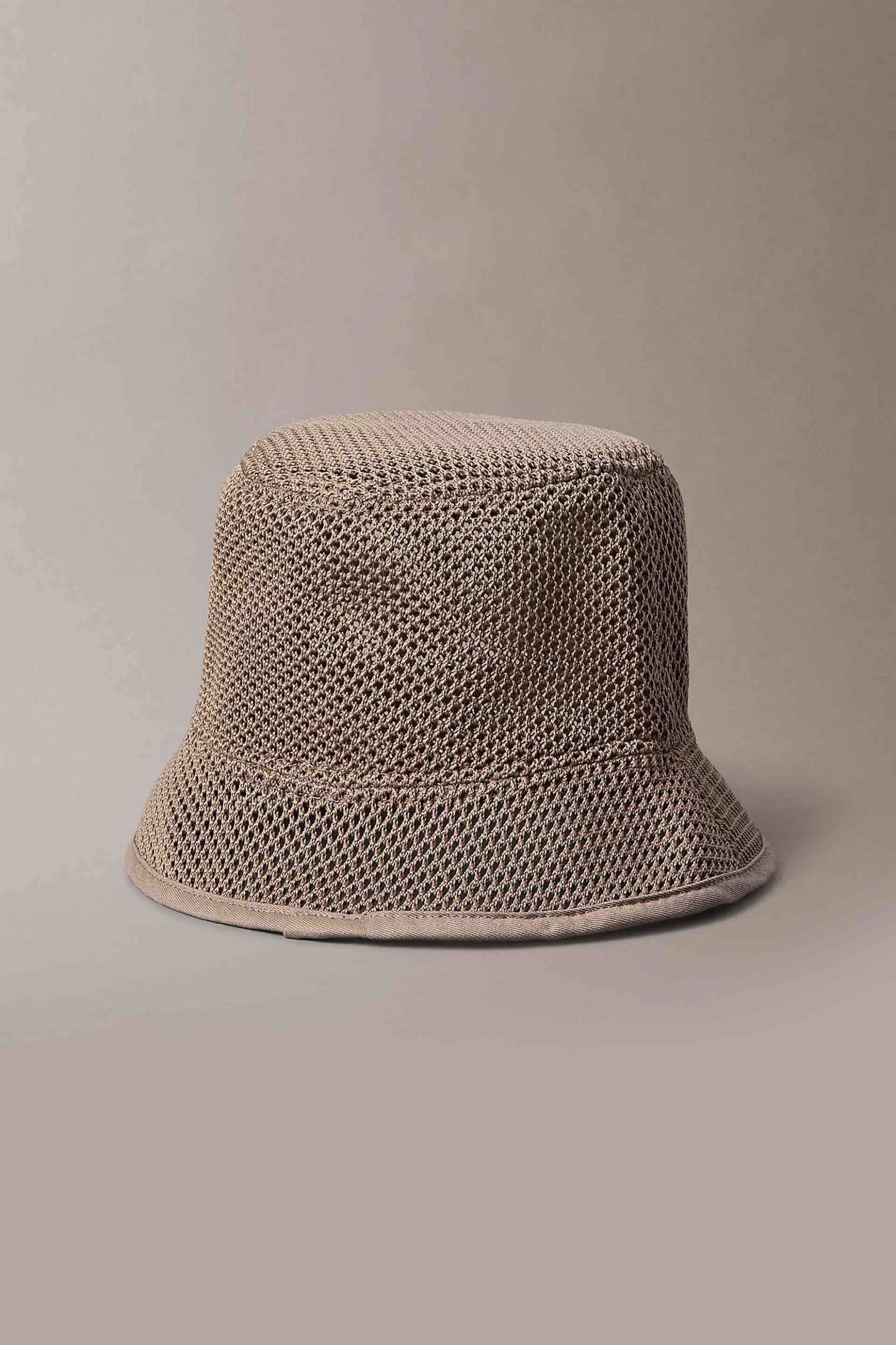 Calvin Klein Jeans γυναικείο καπέλο bucket με διάτρητο σχέδιο και monogram - LV04F5071G Μπεζ