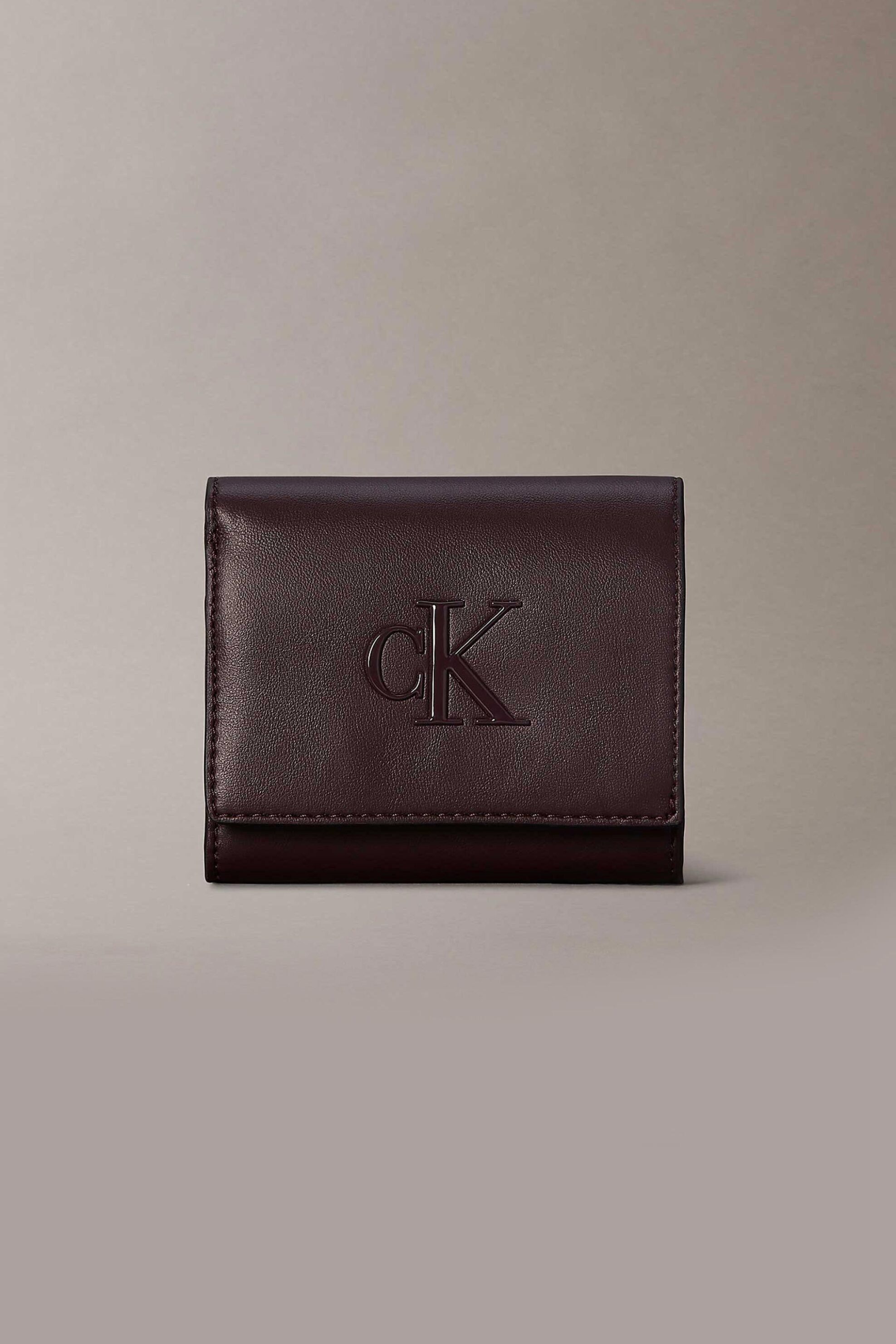 Calvin Klein Jeans γυναικείο πορτοφόλι με ανάγλυφο monogram - LV04F1156G Μοβ