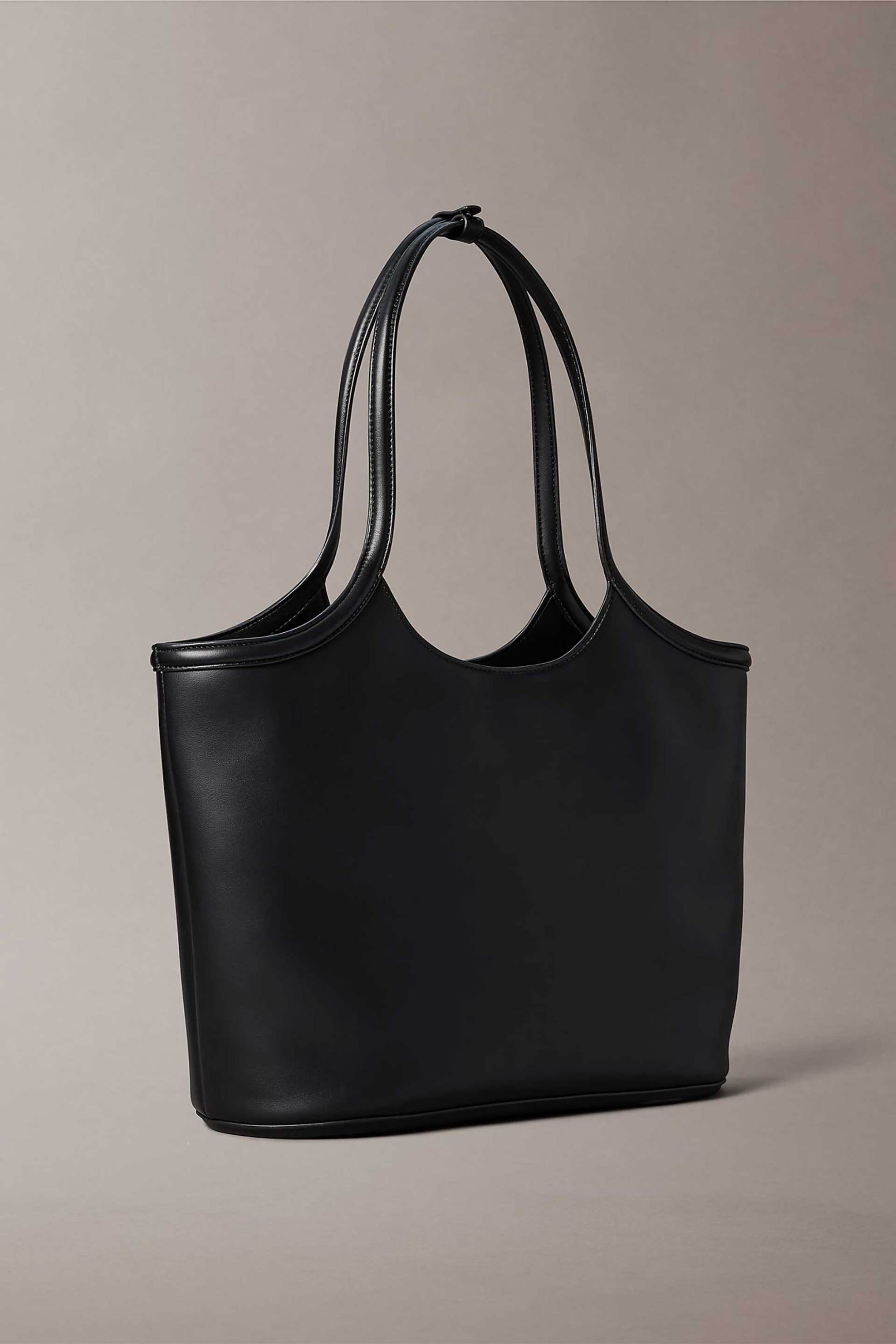Calvin Klein Jeans γυναικεία τσάντα tote με ανάγλυφο monogram - LV04F3562G Μαύρο