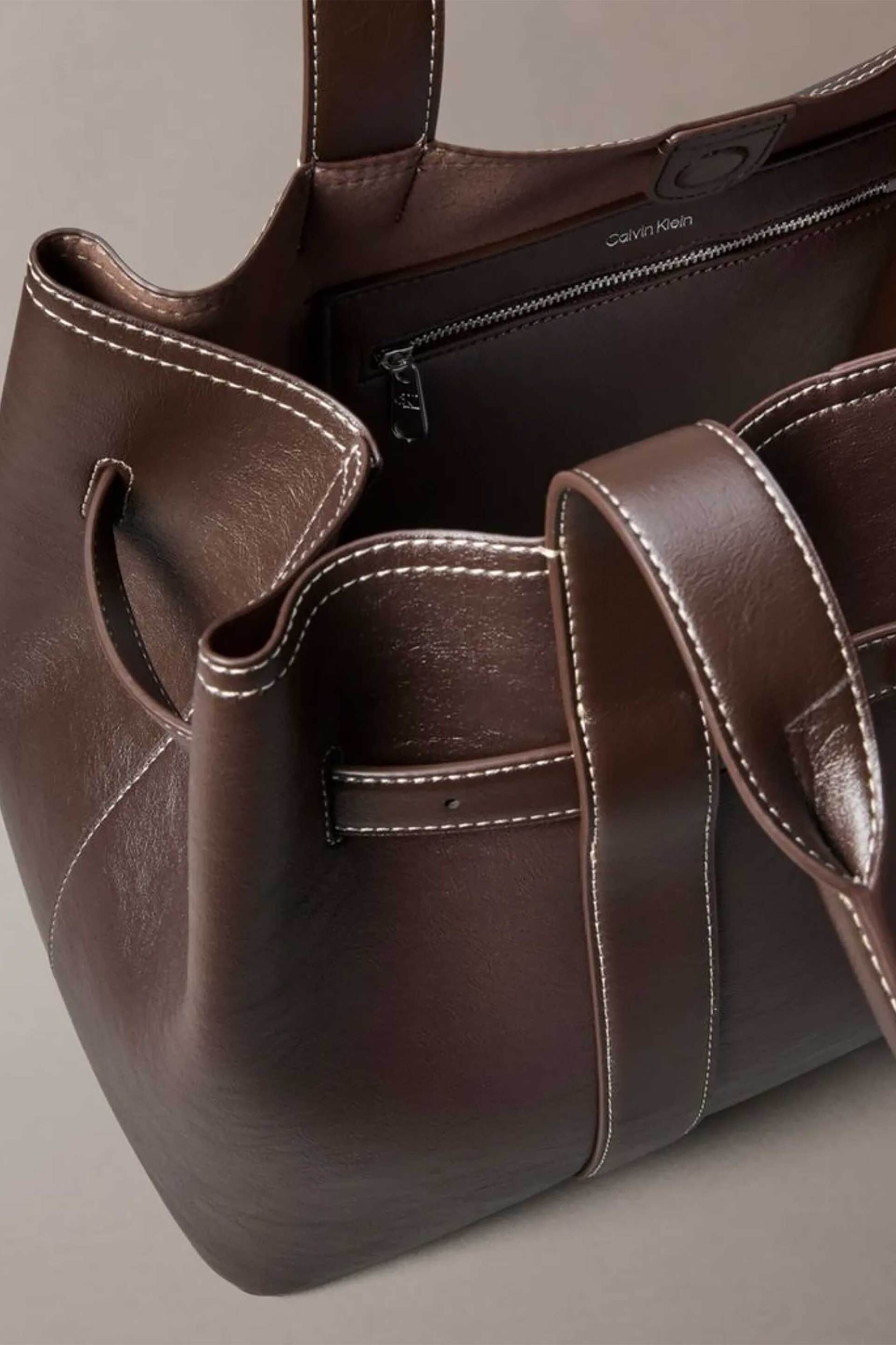 CALVIN KLEIN JEANS Calvin Klein Jeans γυναικεία τσάντα tote με λογότυπο (M) - LV04F3549G Καφέ Σκούρο - 3