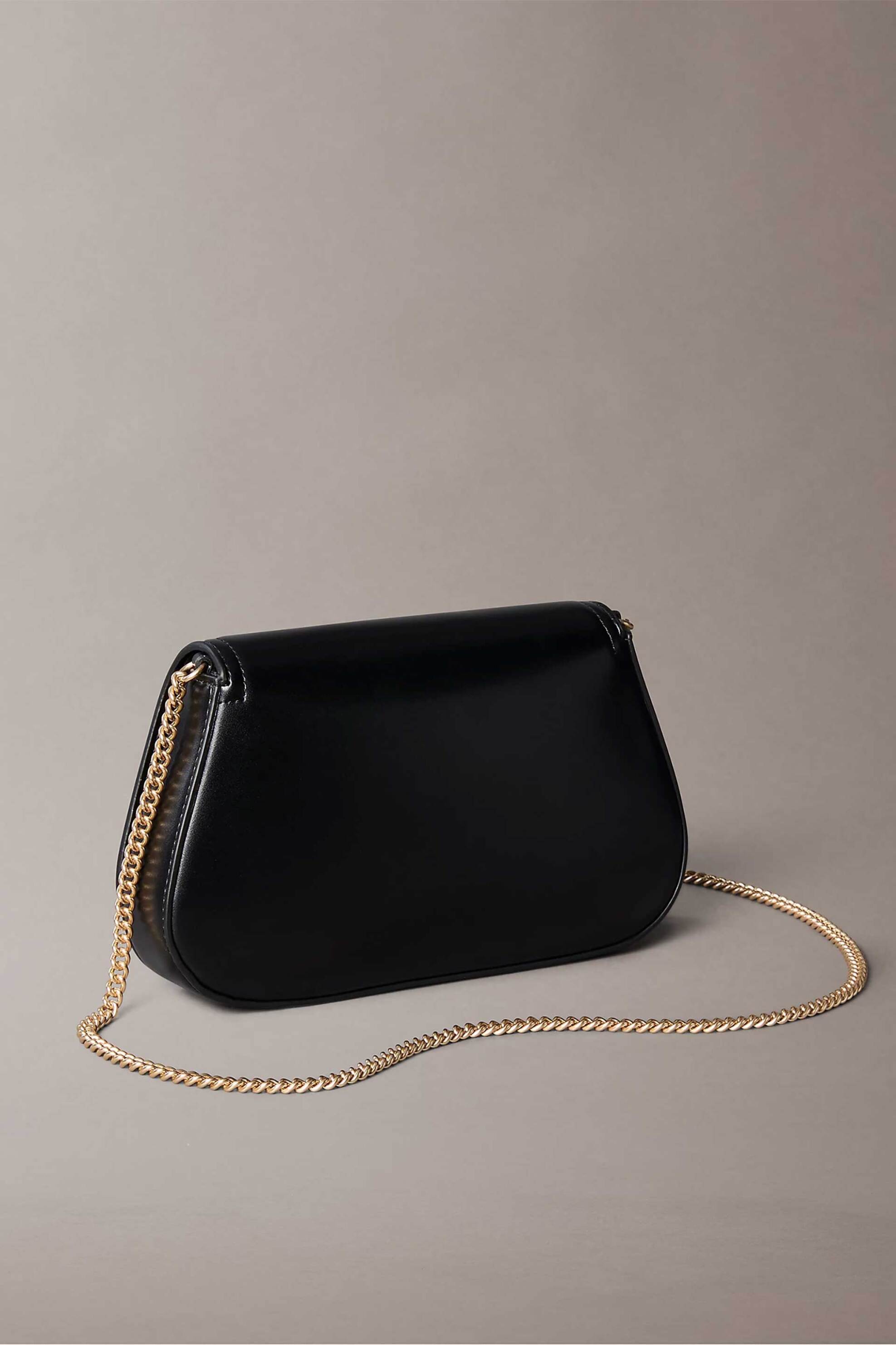 Calvin Klein Jeans γυναικεία τσάντα ώμου με αλυσίδα και monogram - LV04F1153G Μαύρο