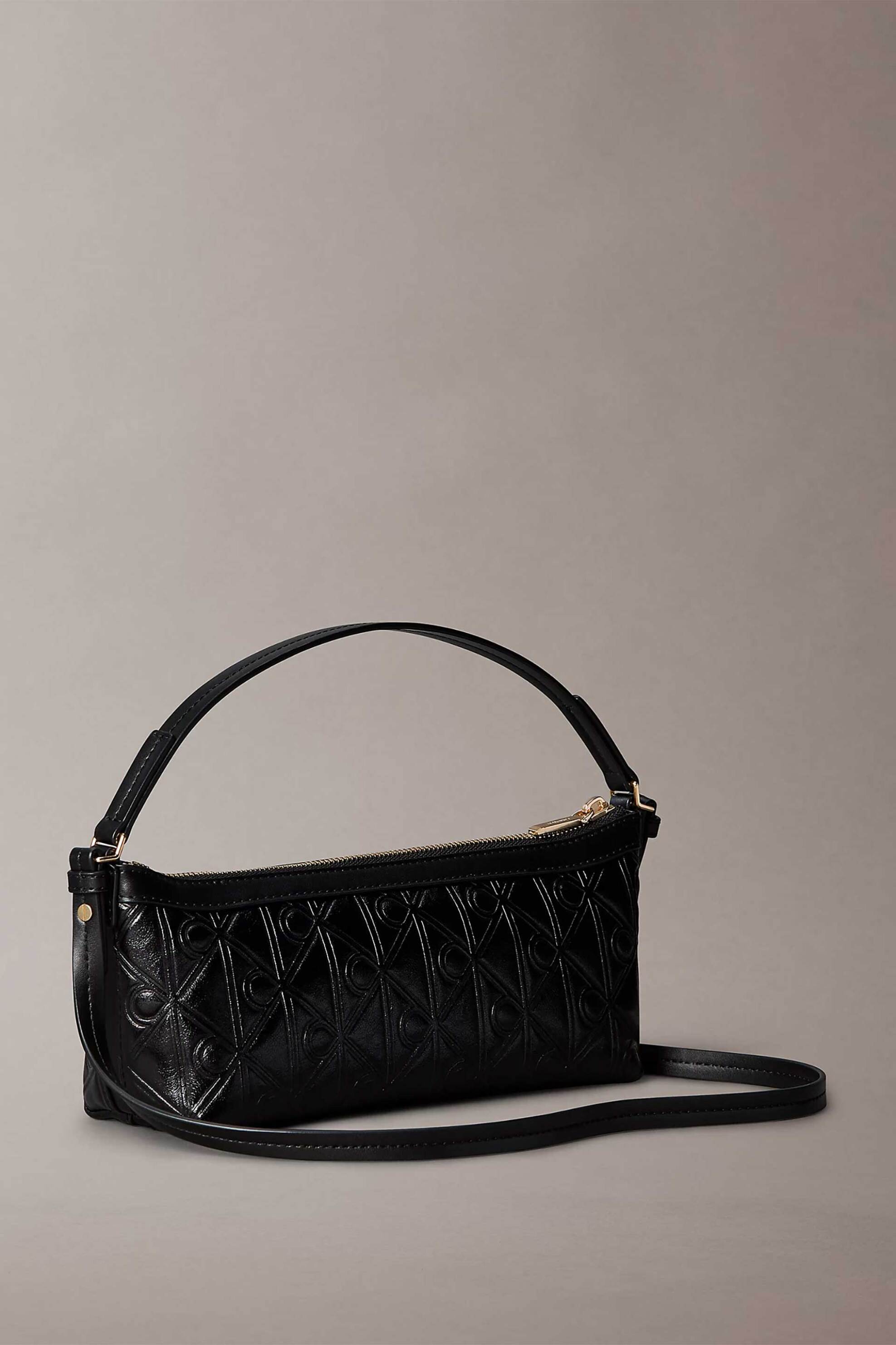 Calvin Klein Jeans γυναικεία τσάντα ώμου με all-over monogram - LV04F3873G Μαύρο