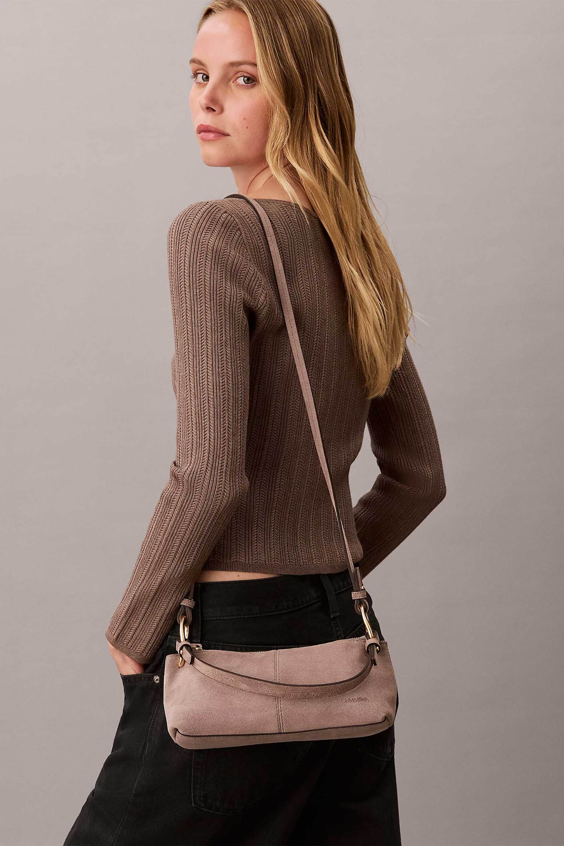 CALVIN KLEIN JEANS Calvin Klein Jeans γυναικεία suede τσάντα ώμου/crossbody με λογότυπο (Small) - LV04F3692G Μπεζ - 4