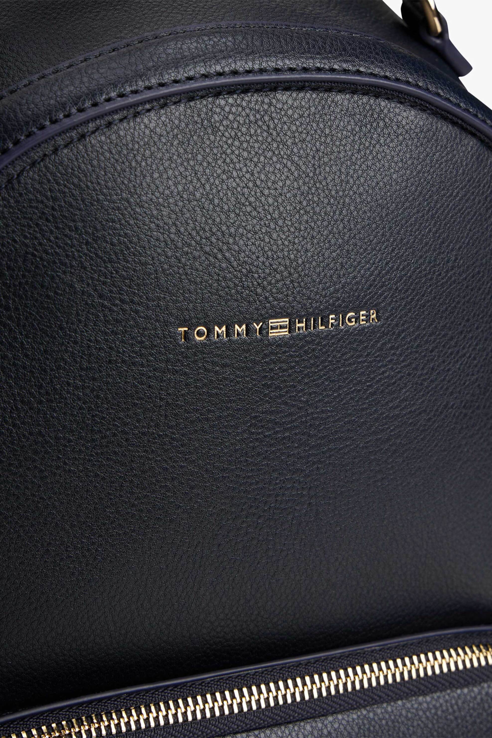 Tommy Hilfiger γυναικείο σακίδιο πλάτης με μεταλλικό λογότυπο - AW0AW17471 Σκούρο Μπλε φωτογραφία