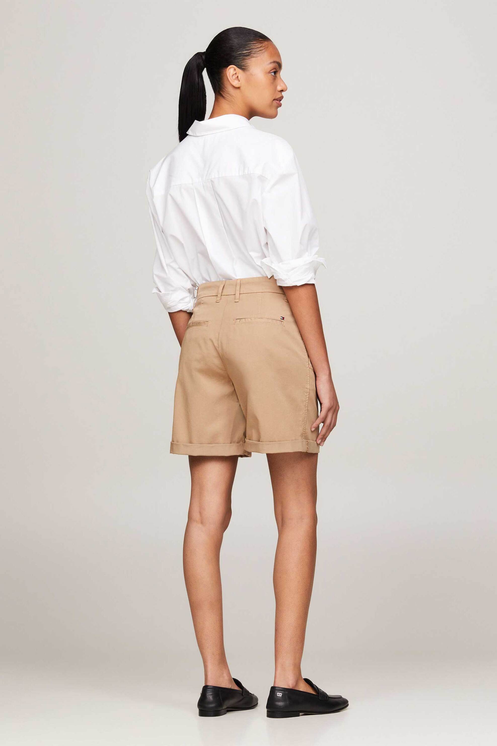Tommy Hilfiger γυναικείο σορτς chino με ρεβέρ - WW0WW42457 Μπεζ φωτογραφία