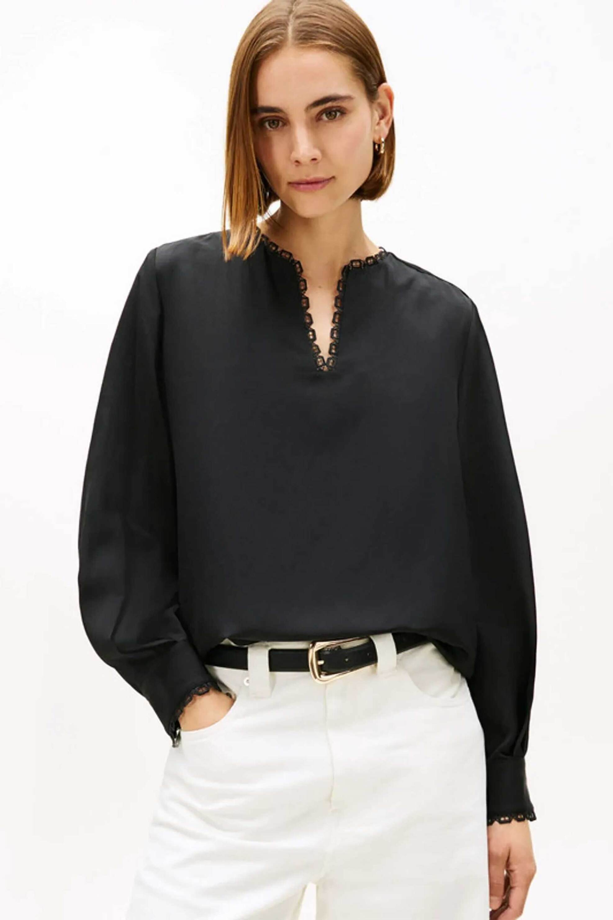 Tommy Hilfiger γυναικεία μπλούζα με δαντέλα στα τελειώματα Relaxed Fit - WW0WW48655 Μαύρο