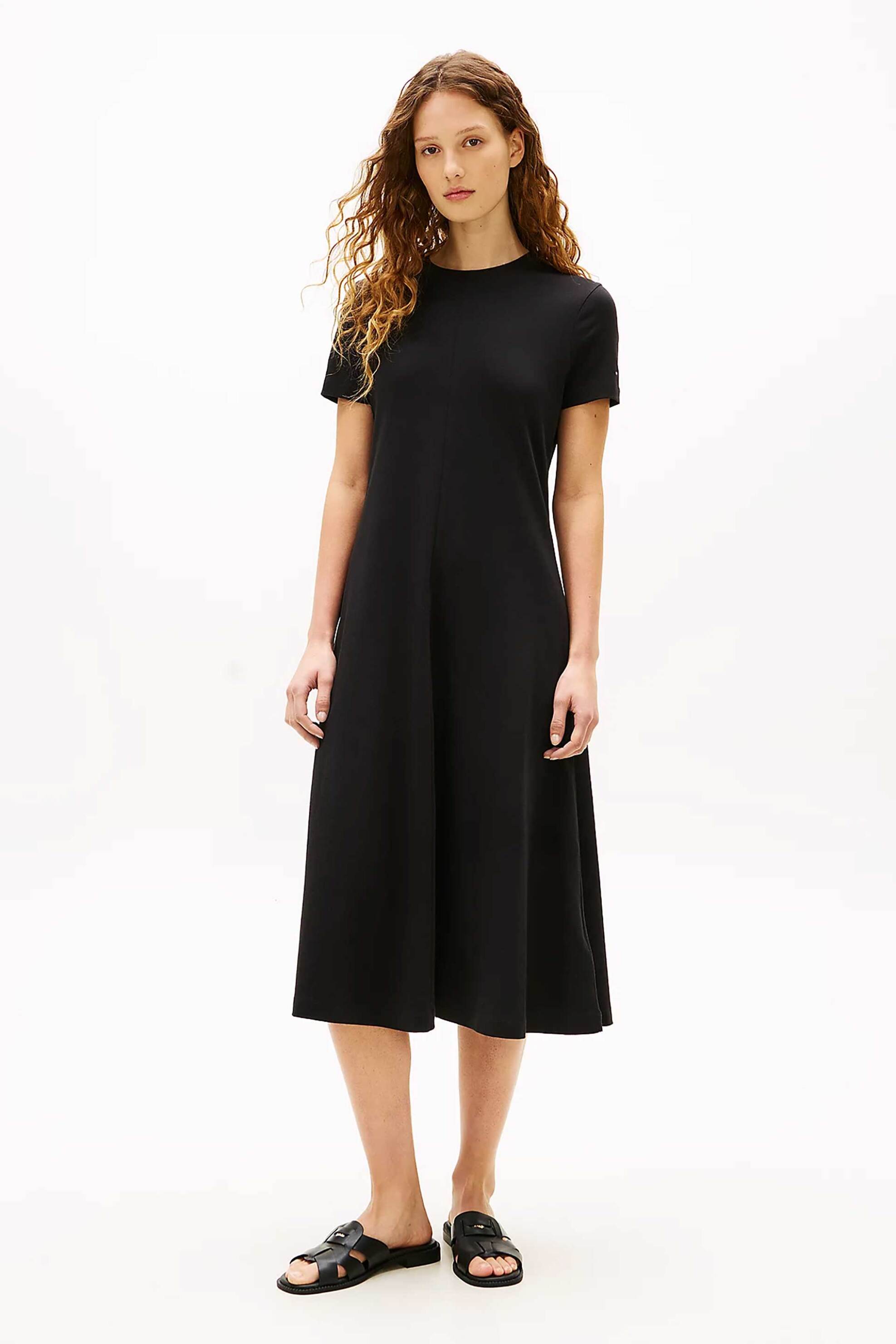 Tommy Hilfiger γυναικείο midi φόρεμα μονόχρωμο με κεντημένο λογότυπο στο μανίκι Fit & Flare - WW0WW50825 Μαύρο