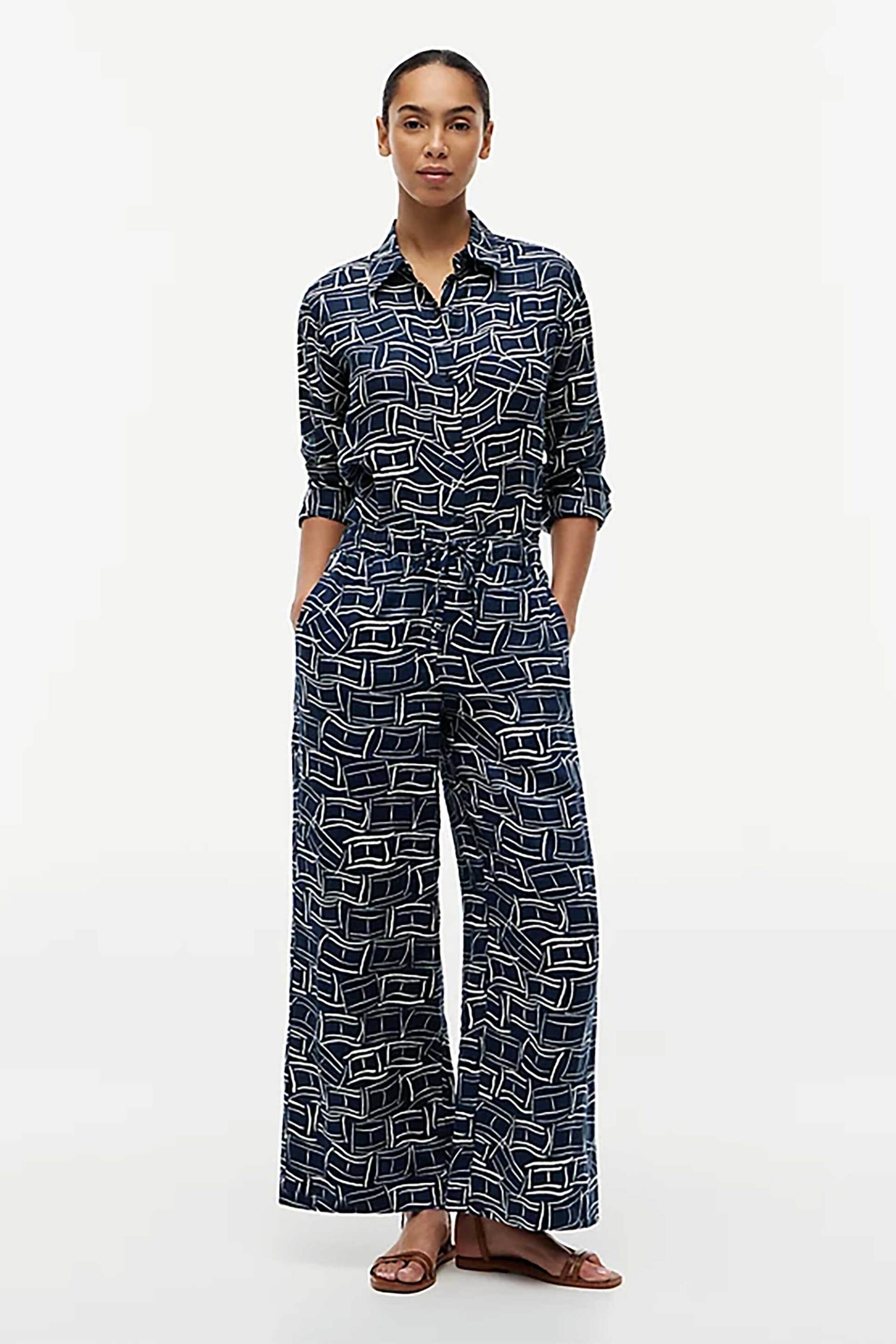 Alternative view from Notos