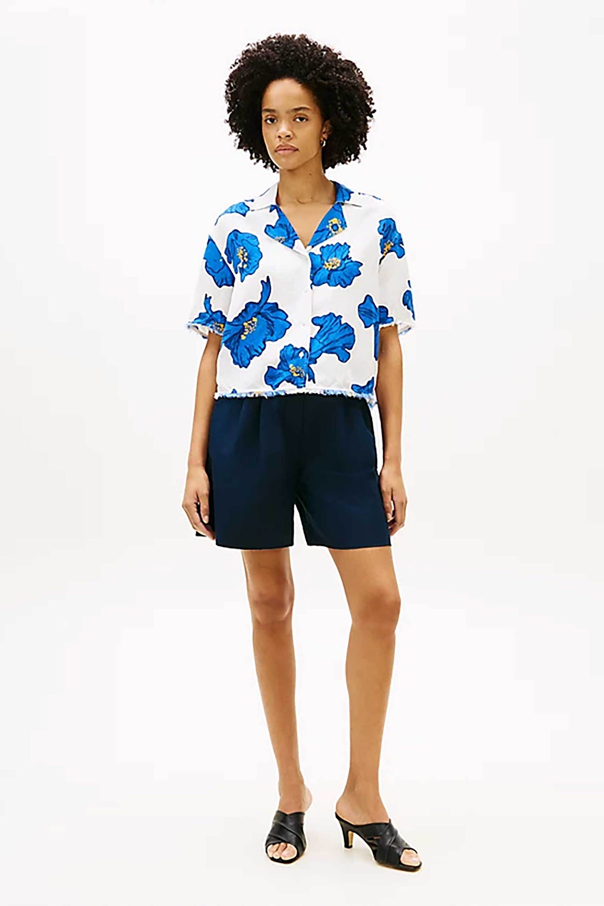 TOMMY HILFIGER Tommy Hilfiger γυναικείο πουκάμισο με κεντημένο floral σχέδιο Relaxed Fit - WW0WW48924 Λευκό - Μπλε - 2