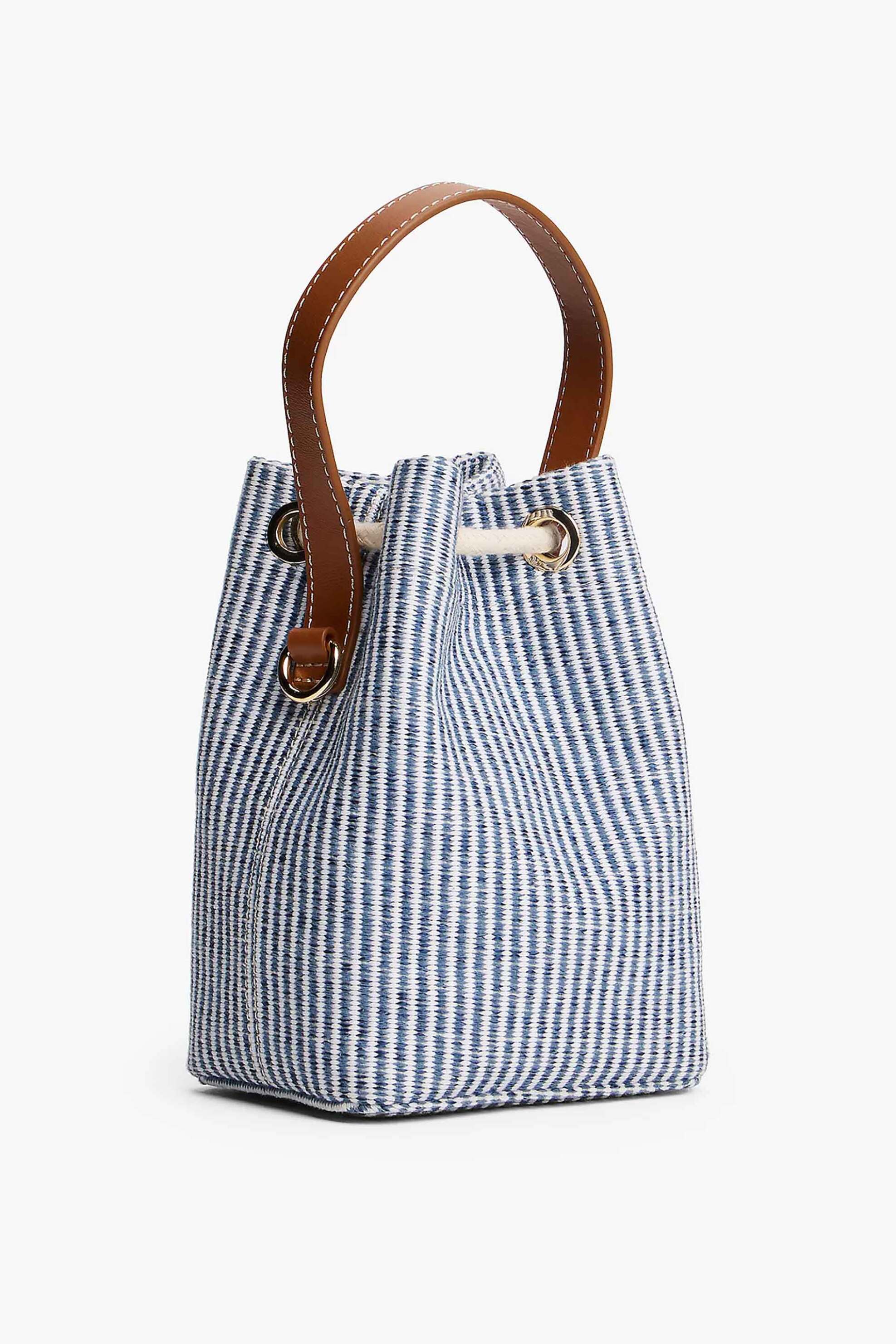 Tommy Hilfiger γυναικεία τσάντα bucket με πλεκτό ριγέ σχέδιο και μεταλλικό monogram "Premium Beach" - AW0AW17215 Μπλε φωτογραφία