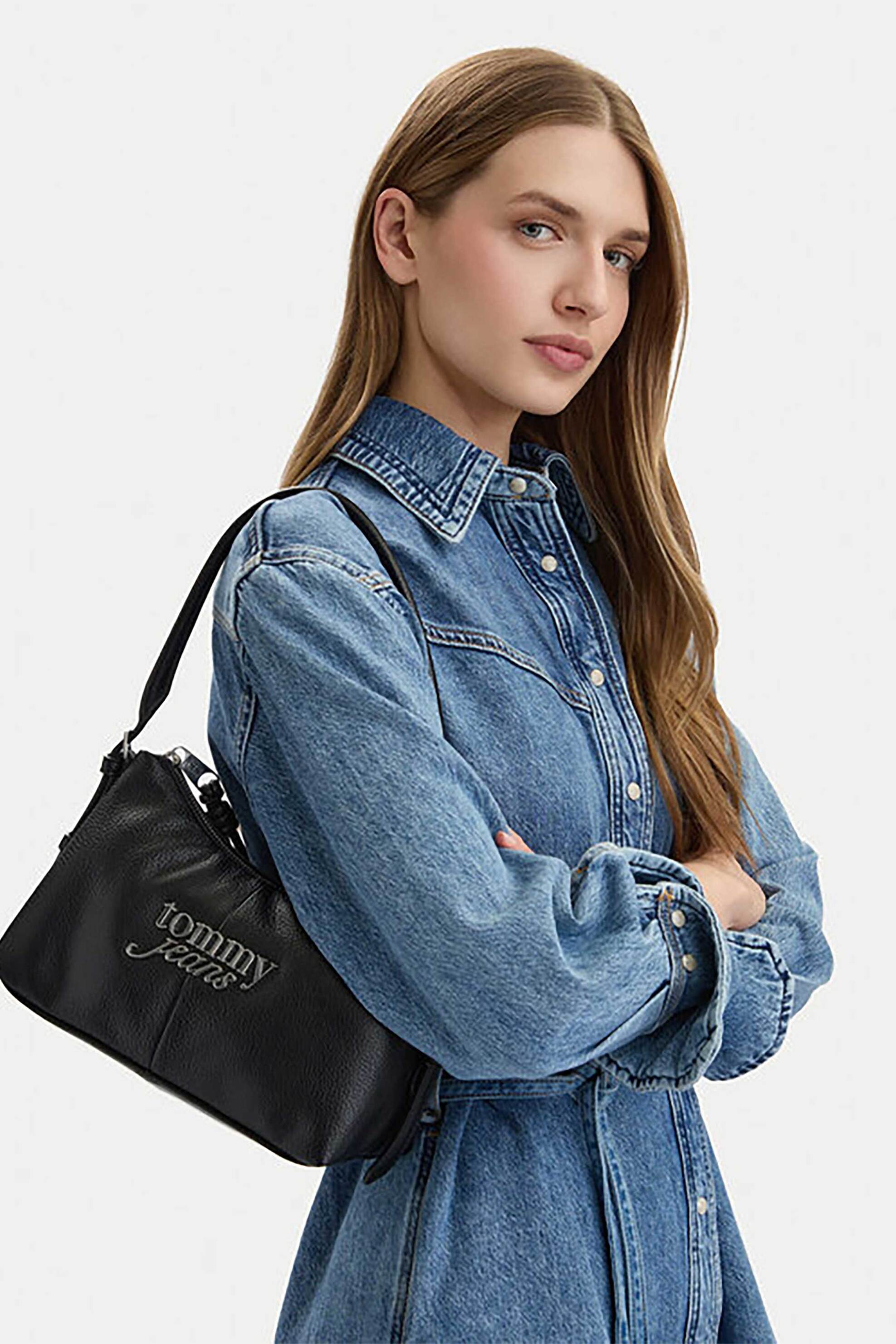 Tommy Hilfiger Γυναικεία Τσάντα Ώμου με Μεταλλικό Λογότυπο Τjw Bold - Aw0Aw18468 Μαύρο