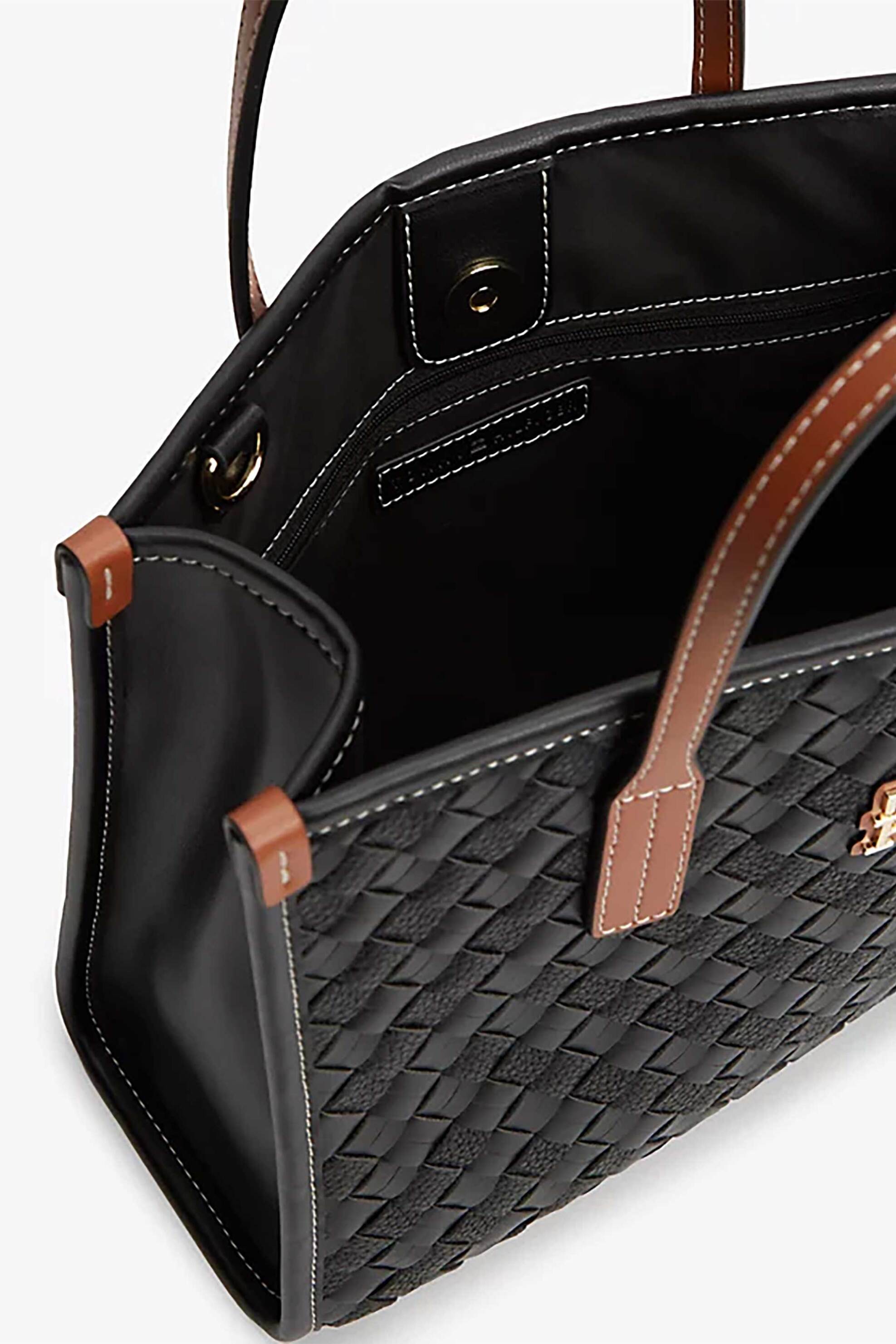 Tommy Hilfiger γυναικείο mini bag tote με μεταλλικό monogram και πλεκτό σχέδιο "TH City" - AW0AW18393 Μαύρο φωτογραφία