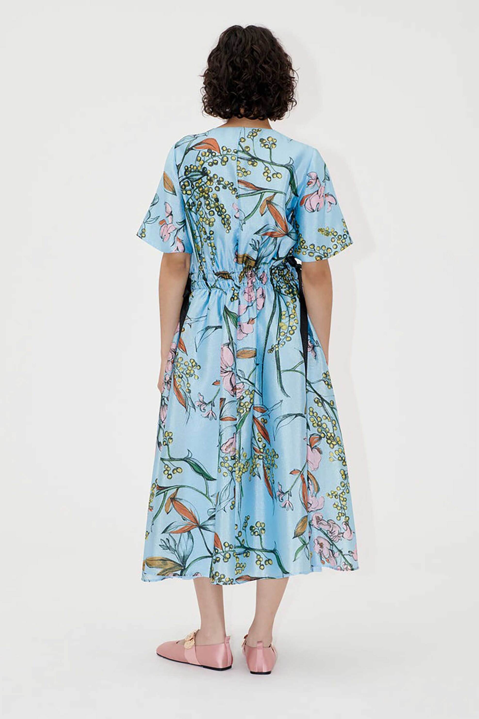 Stine Goya γυναικείο φόρεμα midi με floral print 