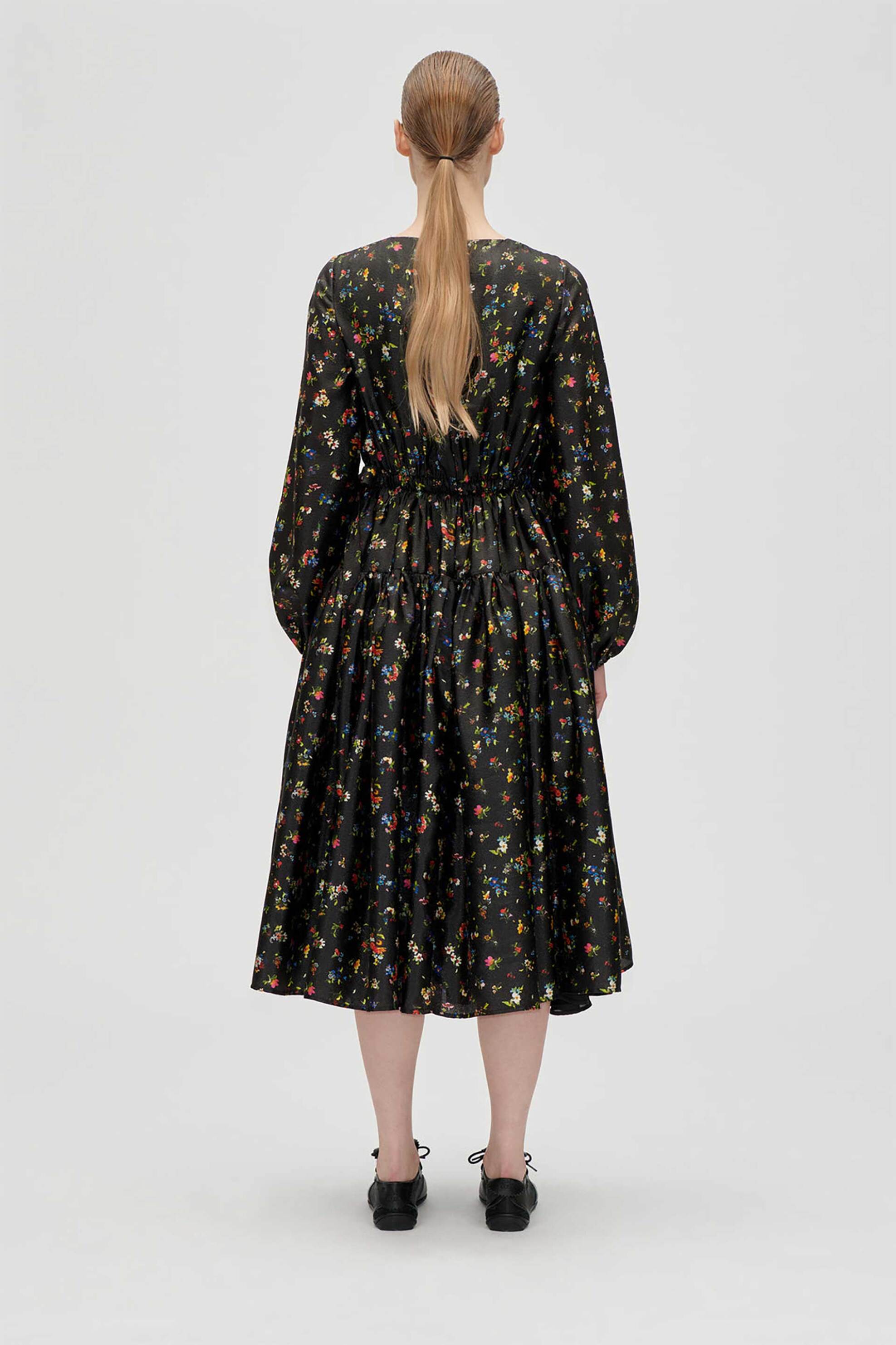STINE GOYA Stine Goya γυναικείο φόρεμα midi με floral print "Magnolia Garden" - SG-AW25-D158-2067 Μαύρο - 2