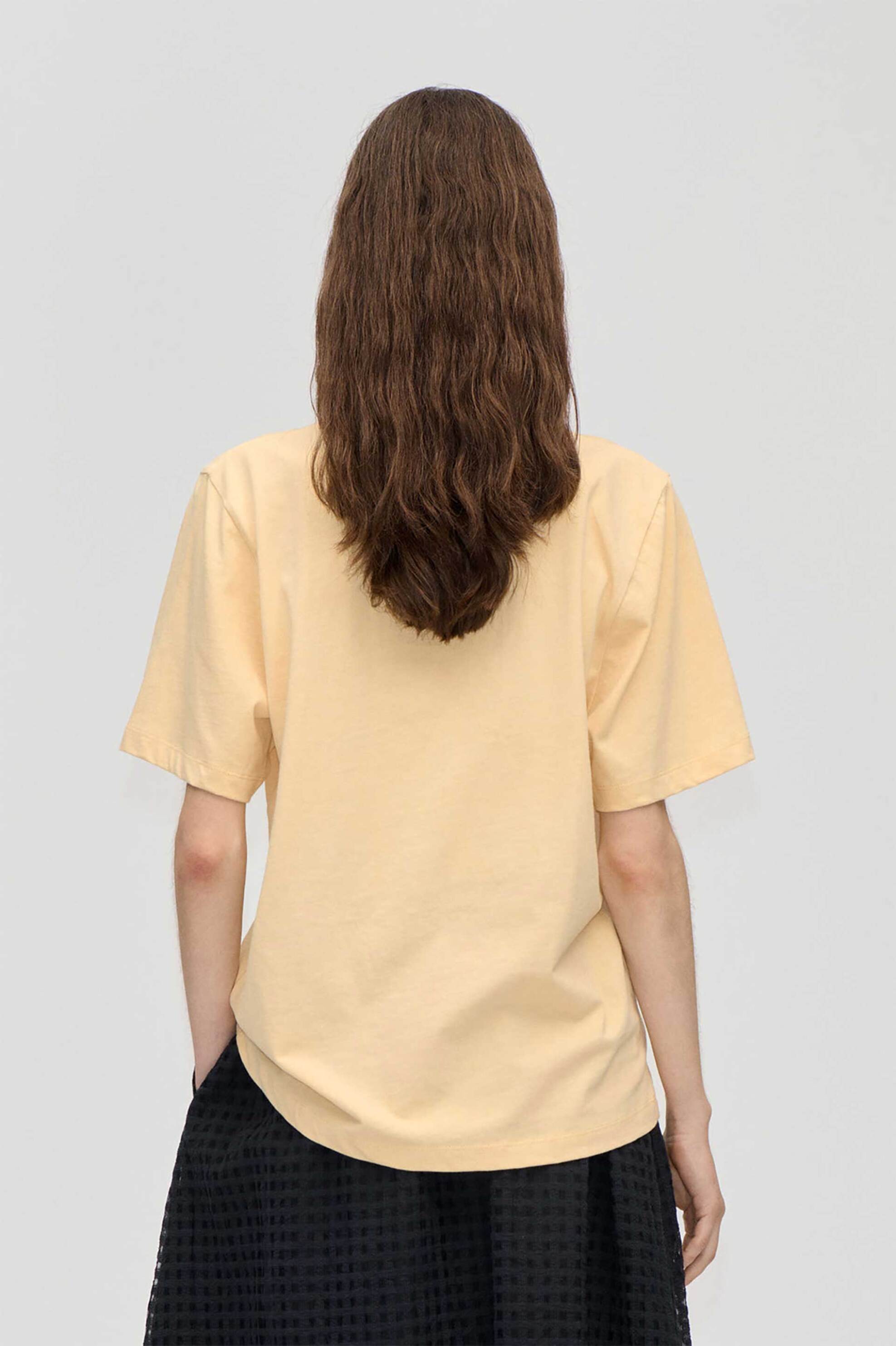 Stine Goya γυναικείο T-shirt με κεντημένο λογότυπο 