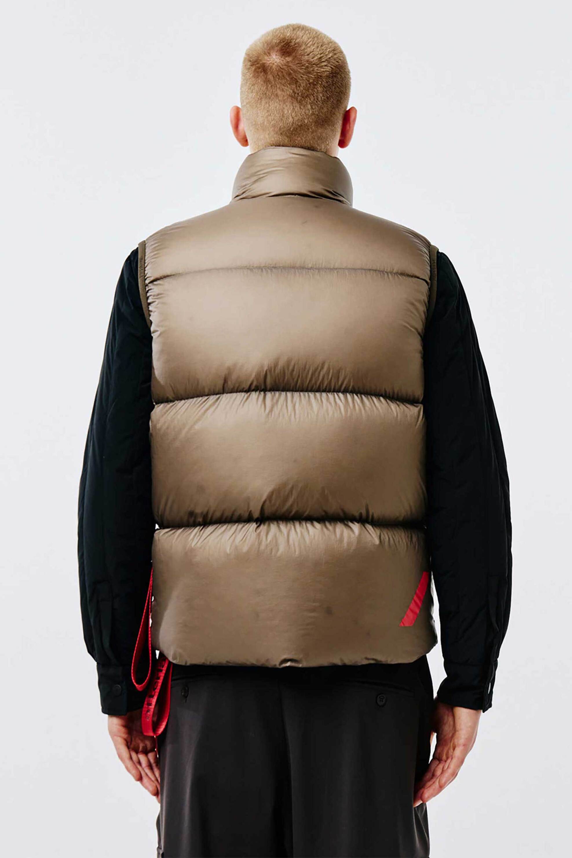 After Label ανδρικό αμάνικο μπουφάν καπιτονέ με ψηλό λαιμό και logo print "Anapa" - ANAPAN061- Καφέ φωτογραφία