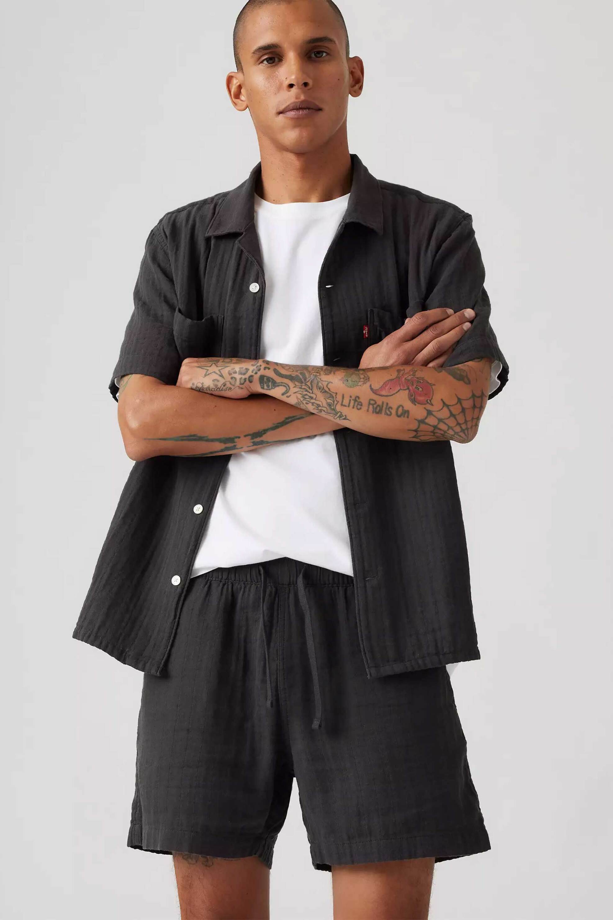 LEVI'S Levi's® ανδρικό πουκάμισο μονόχρωμο Standard Fit - A84570014 Μαύρο