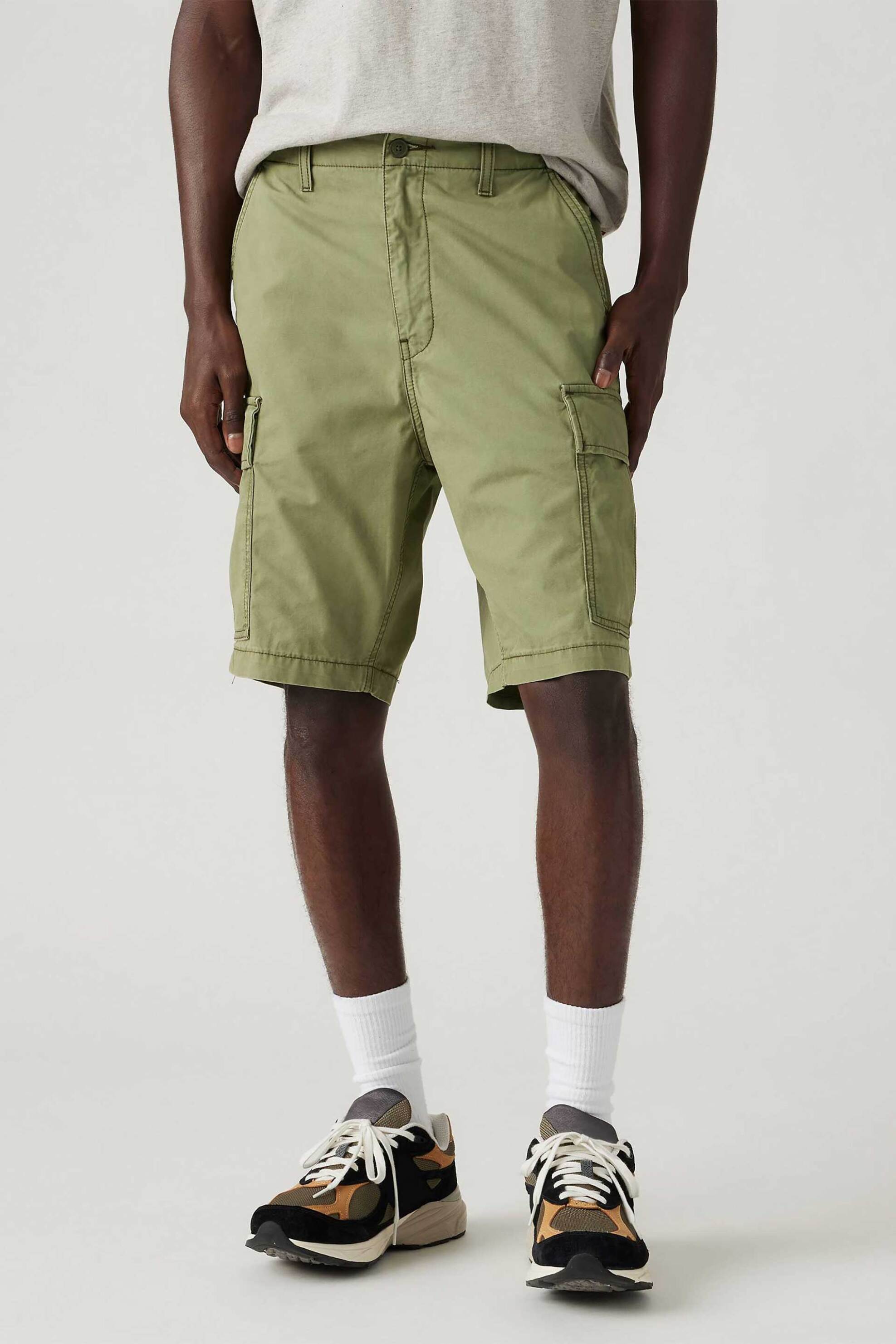 Levi's® ανδρική βερμούδα cargo Regular Fit "Carrier" - 001KG0013 Λαδί φωτογραφία