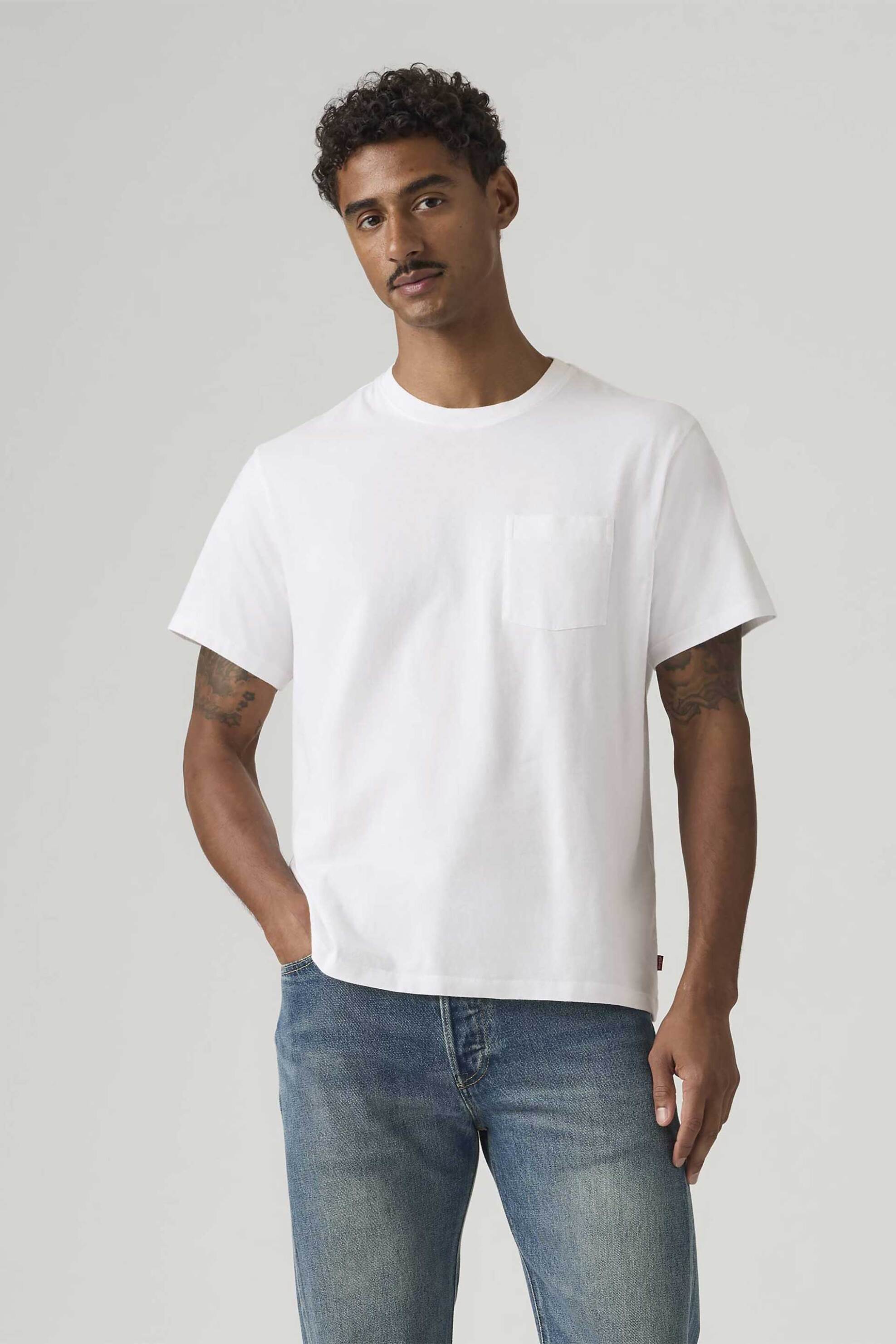 Levi's® ανδρικό T-shirt με τσέπη Standard Fit "Essential Pocket" - 005H00038 Λευκό