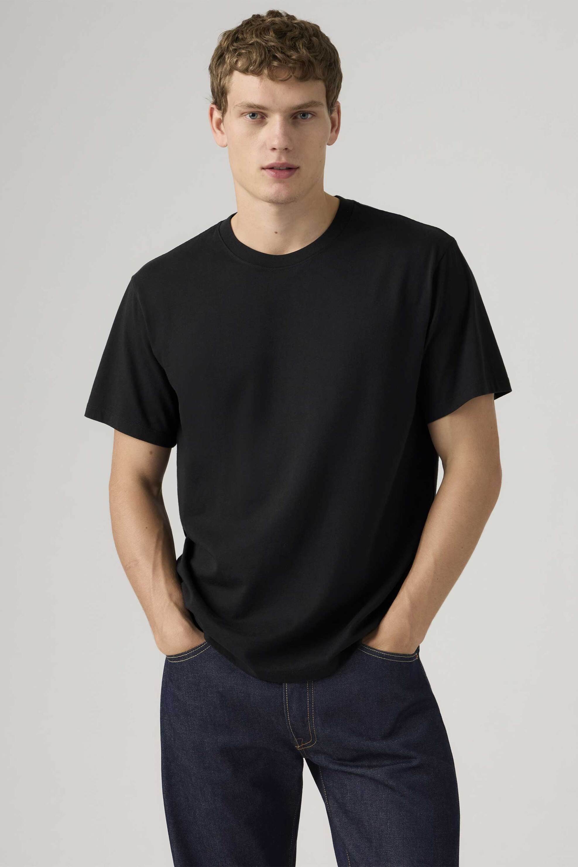 Levi's® ανδρικό T-shirt μονόχρωμο Relaxed Fit "Essential" - 005GZ0000 Μαύρο