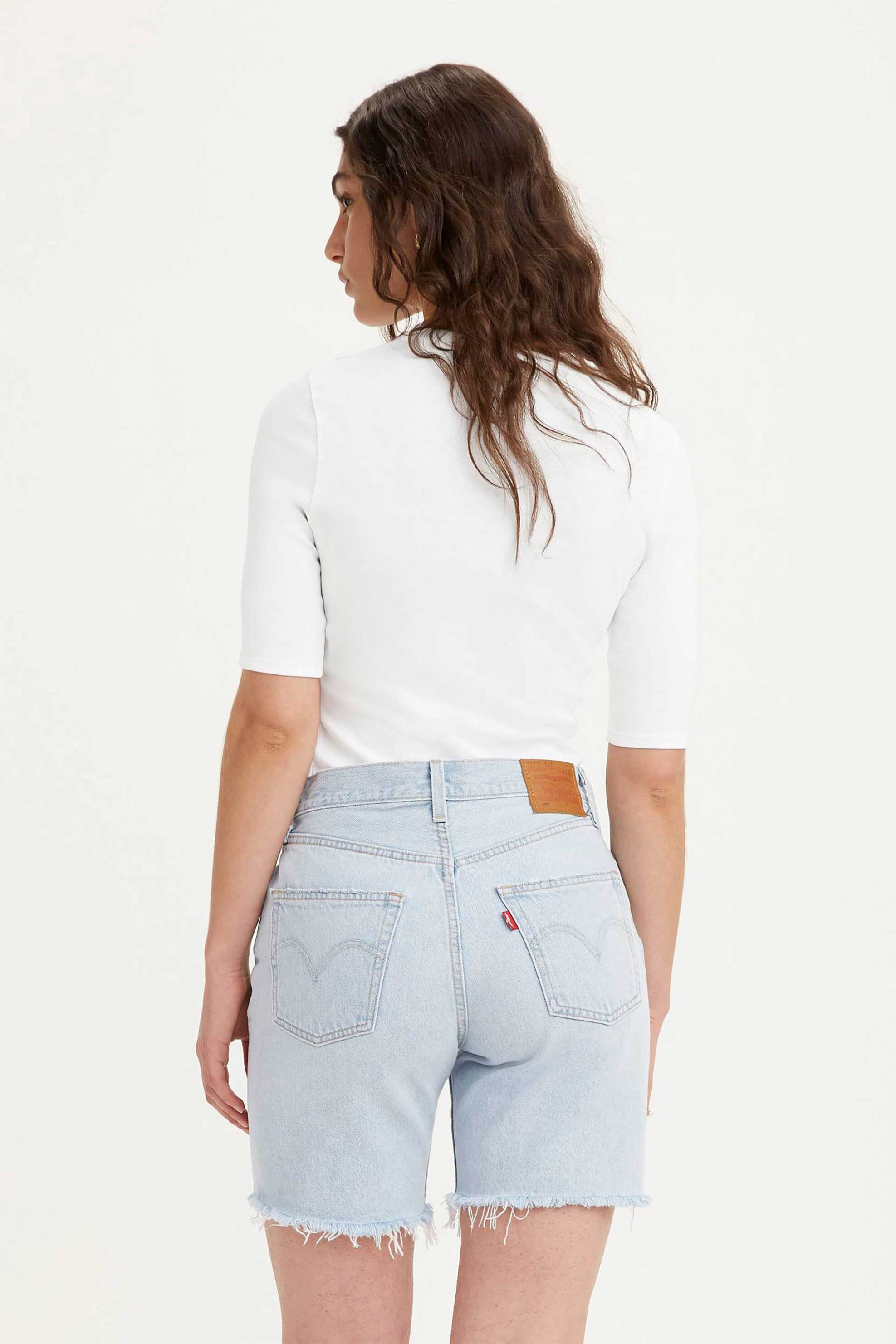 Levi's® γυναικείο T-shirt με ανάγλυφο λογότυπο Slim Fit "Luca" - A33880003 Λευκό φωτογραφία