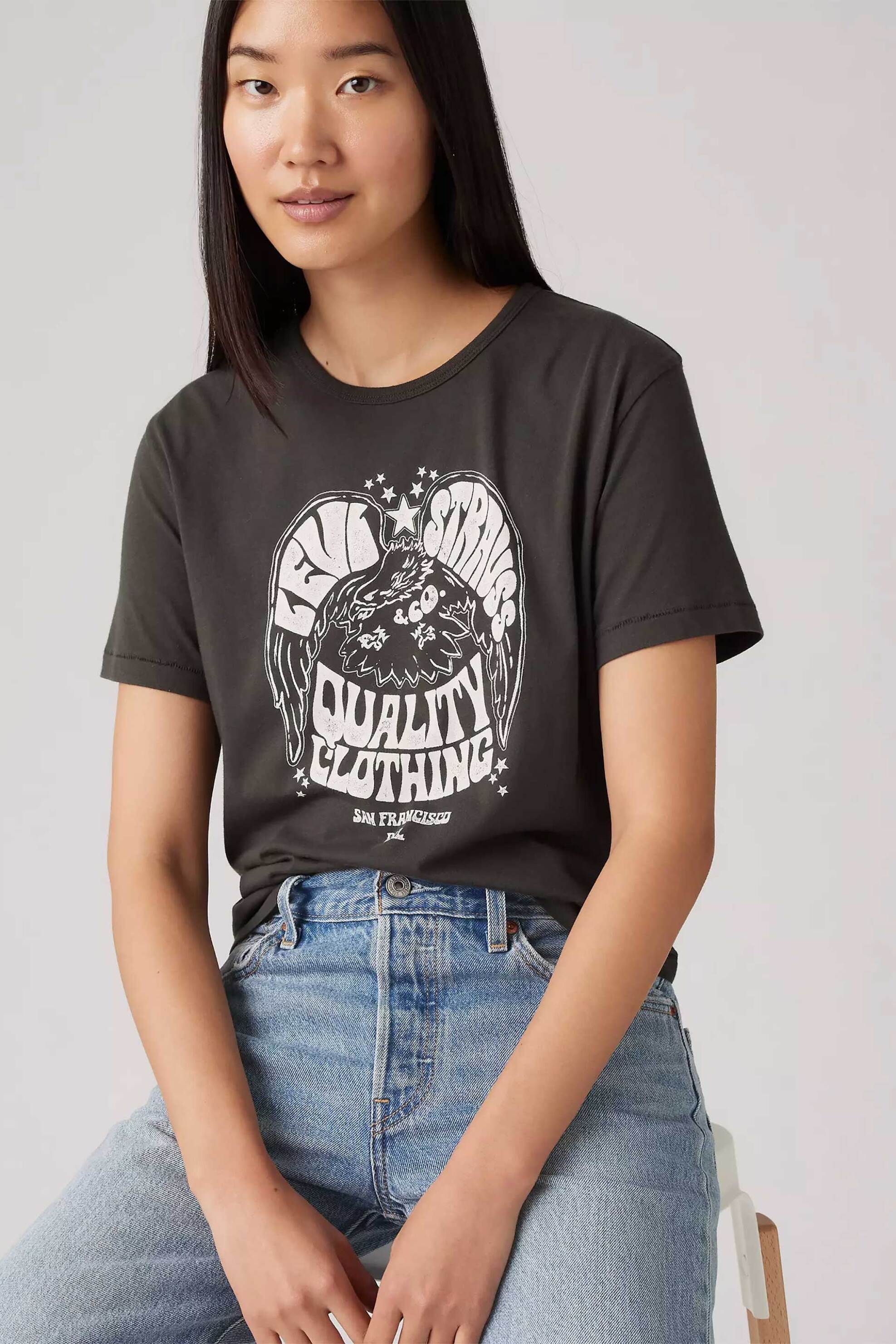 Levi's® γυναικείο T-shirt με graphic print Standard Fit "Graphic Iconic" - A88020042 Μαύρο