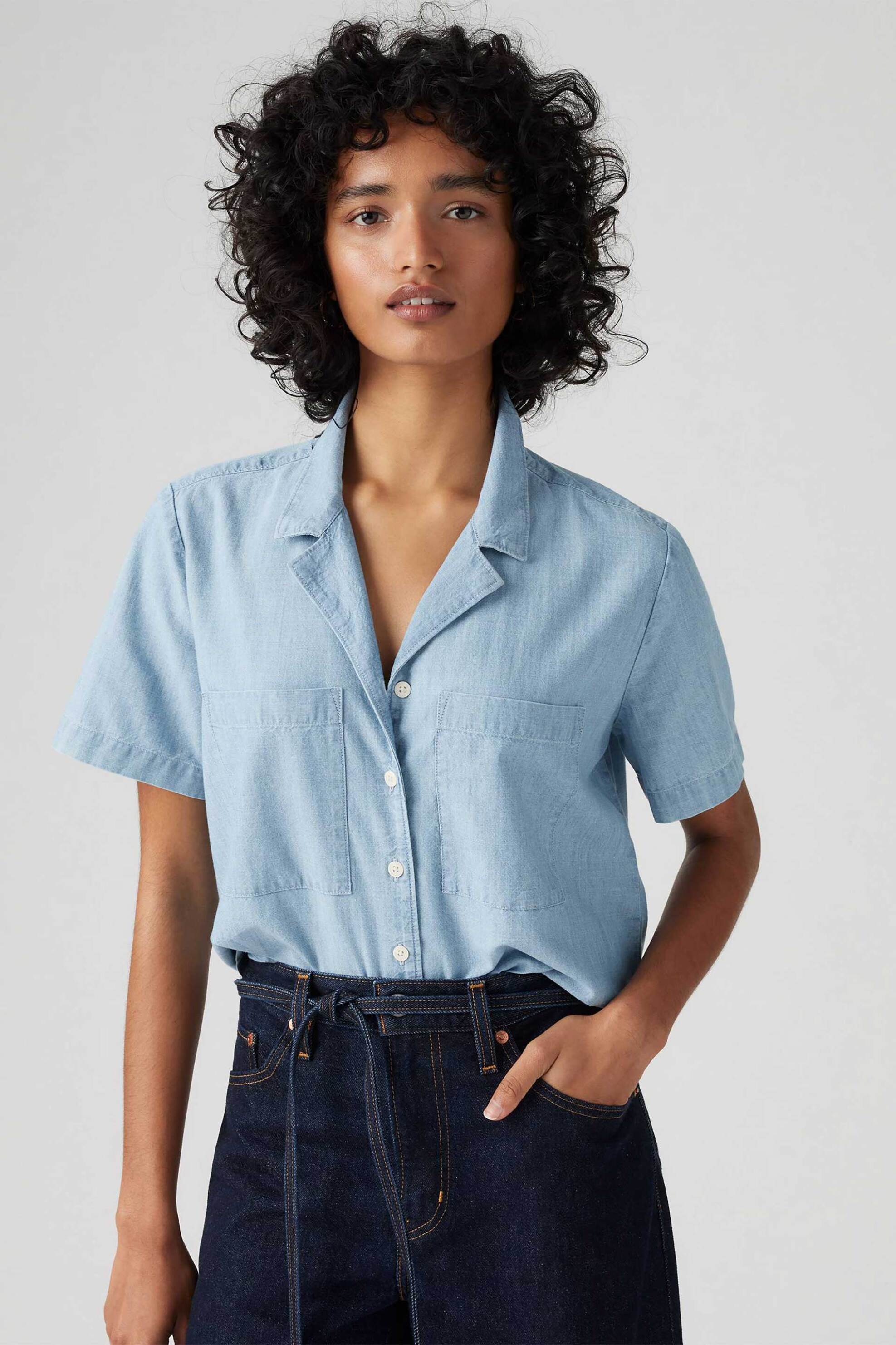 Levi's® γυναικείο πουκάμισο κοντομάνικο με τσέπες Relaxed Fit "Sonny Camp" - 001HO0002 Μπλε Ανοιχτό