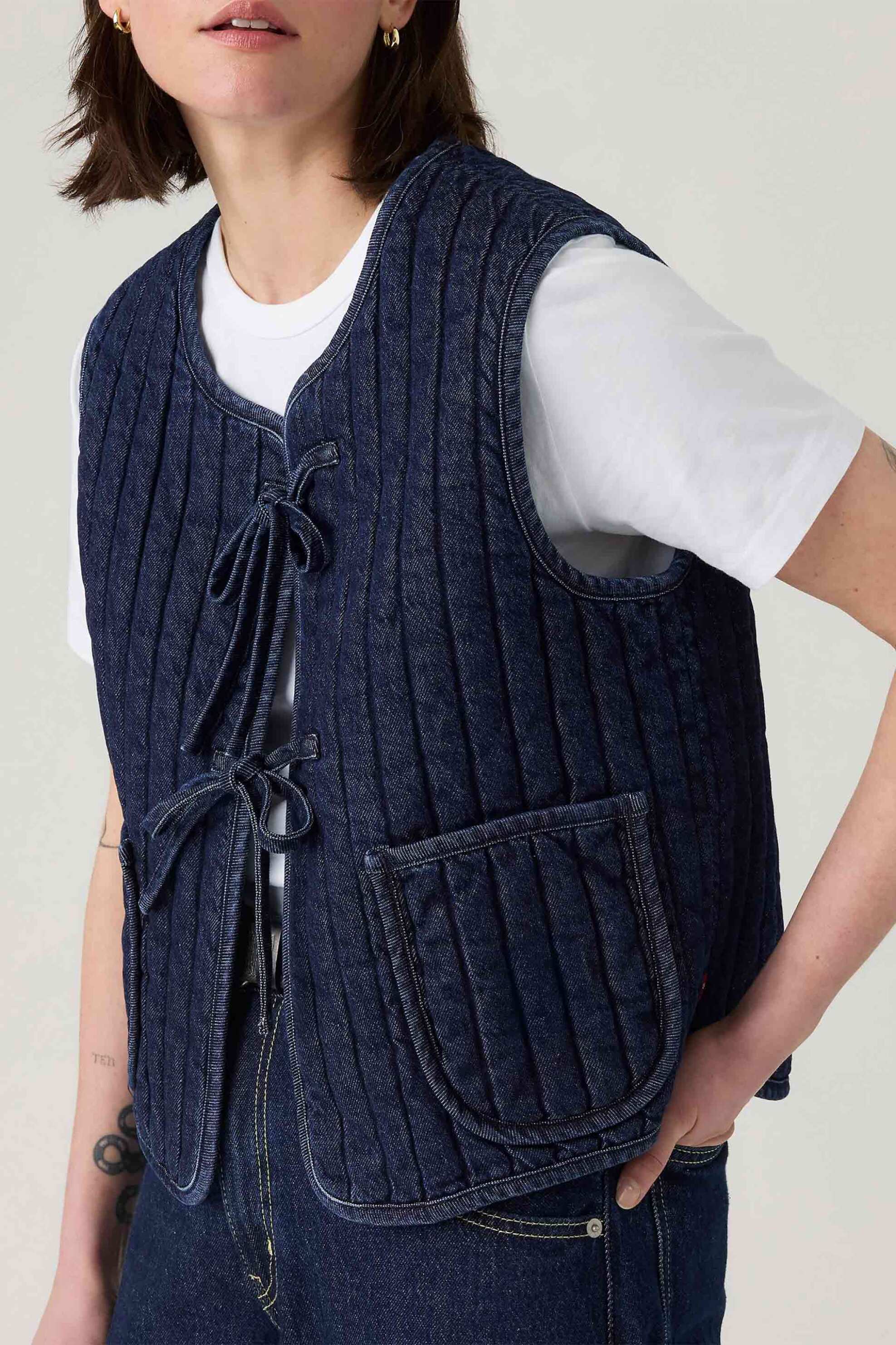 Levi's® γυναικείο denim γιλέκο με καπιτονέ σχέδιο Standard Fit "Lottie Liner" - 003G30000 Denim Blue Σκούρο φωτογραφία