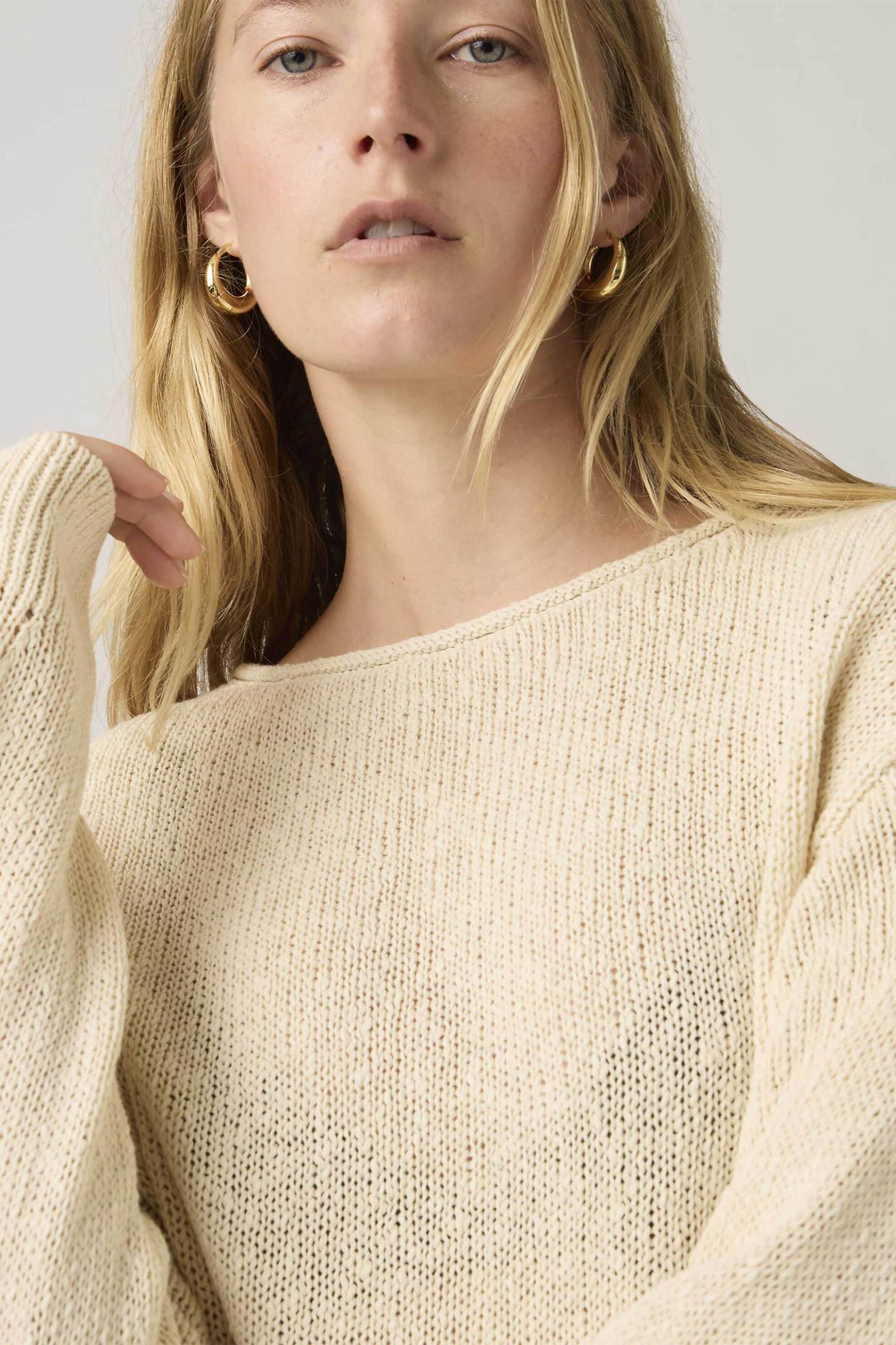 Levi's® γυναικείο πουλόβερ μονόχρωμο Relaxed Fit "Laetitia Boucle" - 005AA0000 Κρέμ φωτογραφία