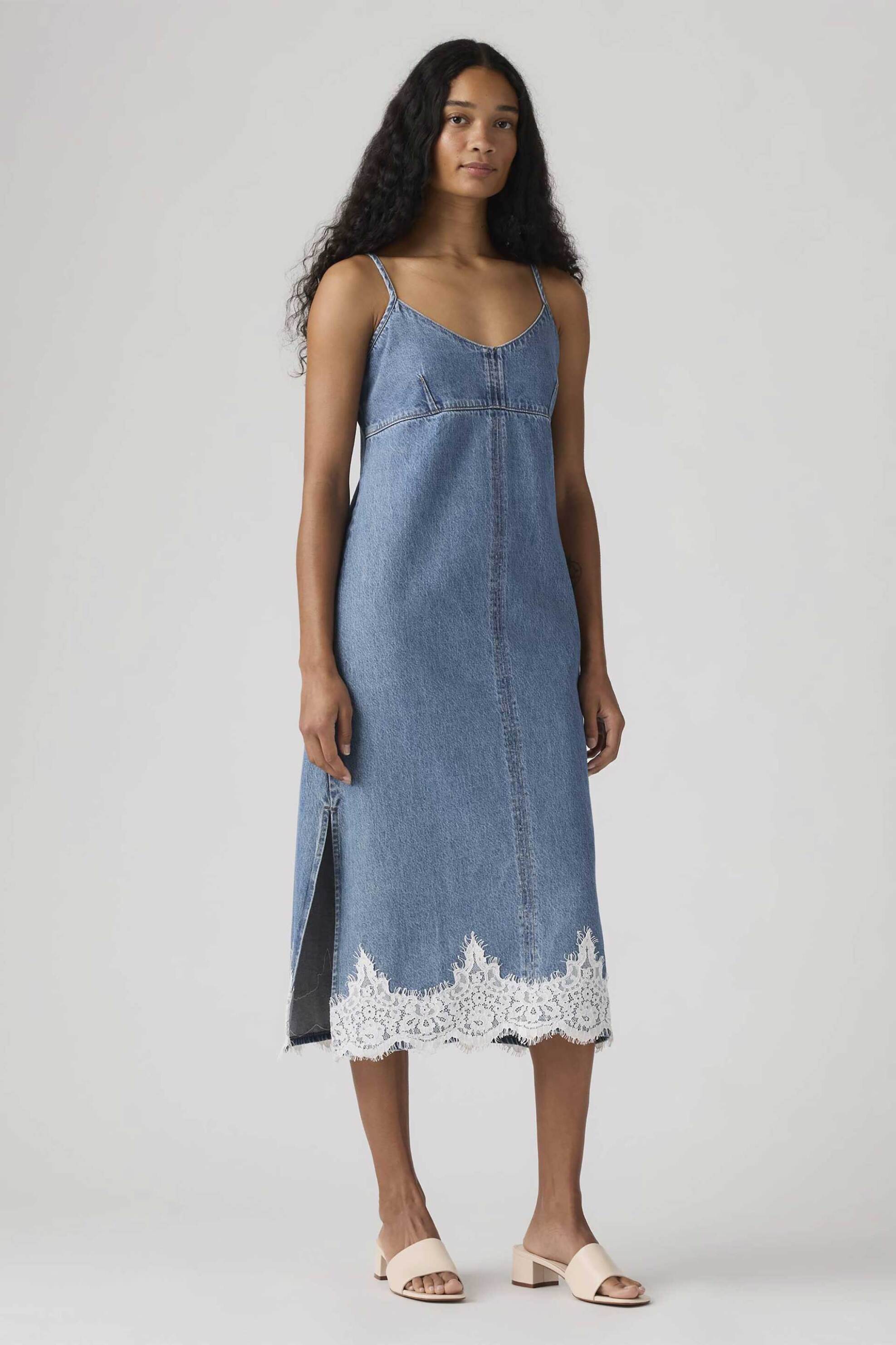 Levi's Levi's® γυναικείο denim midi φόρεμα με λεπτές τιράντες Standard Fit 