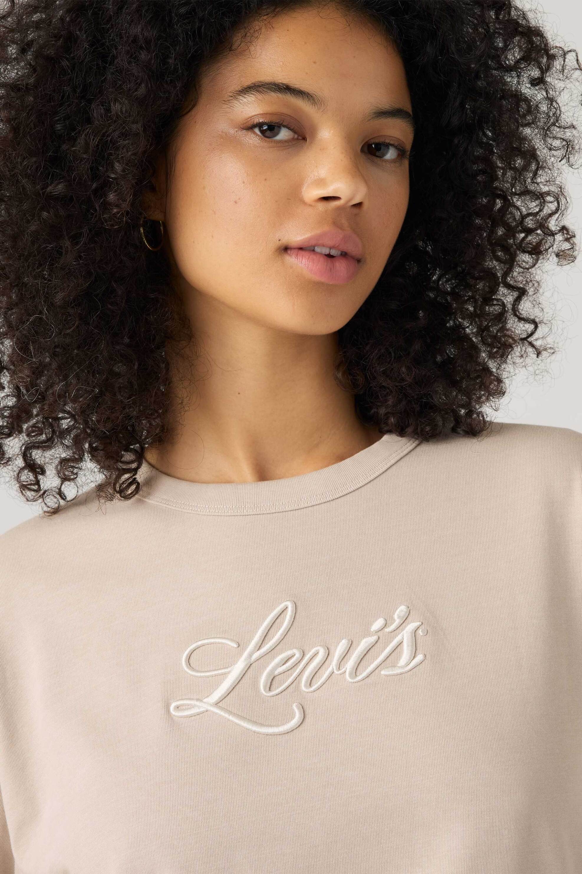 Levi's® γυναικείο T-shirt με ανάγλυφο λογότυπο Loose Fit 