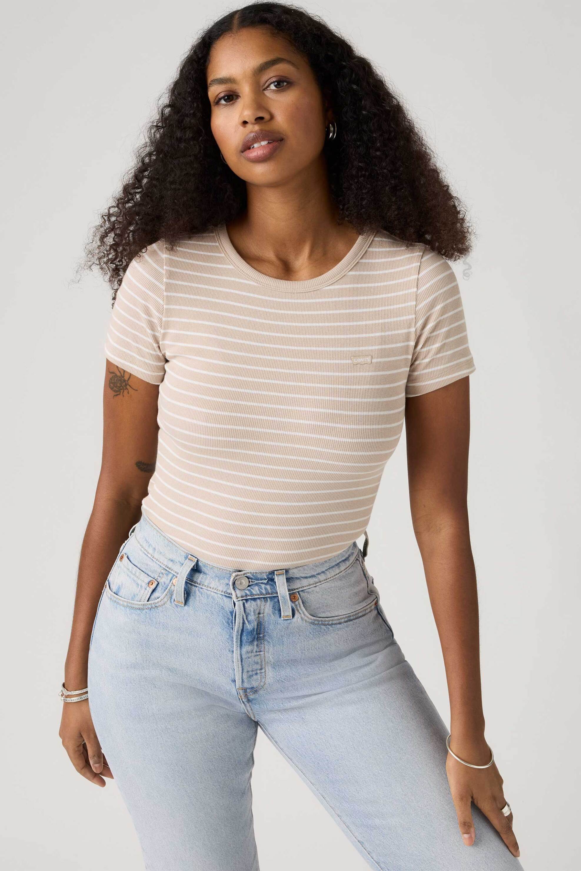 Levi's® γυναικείο T-shirt ribbed με ριγέ σχέδιο και λογότυπο Slim Fit 