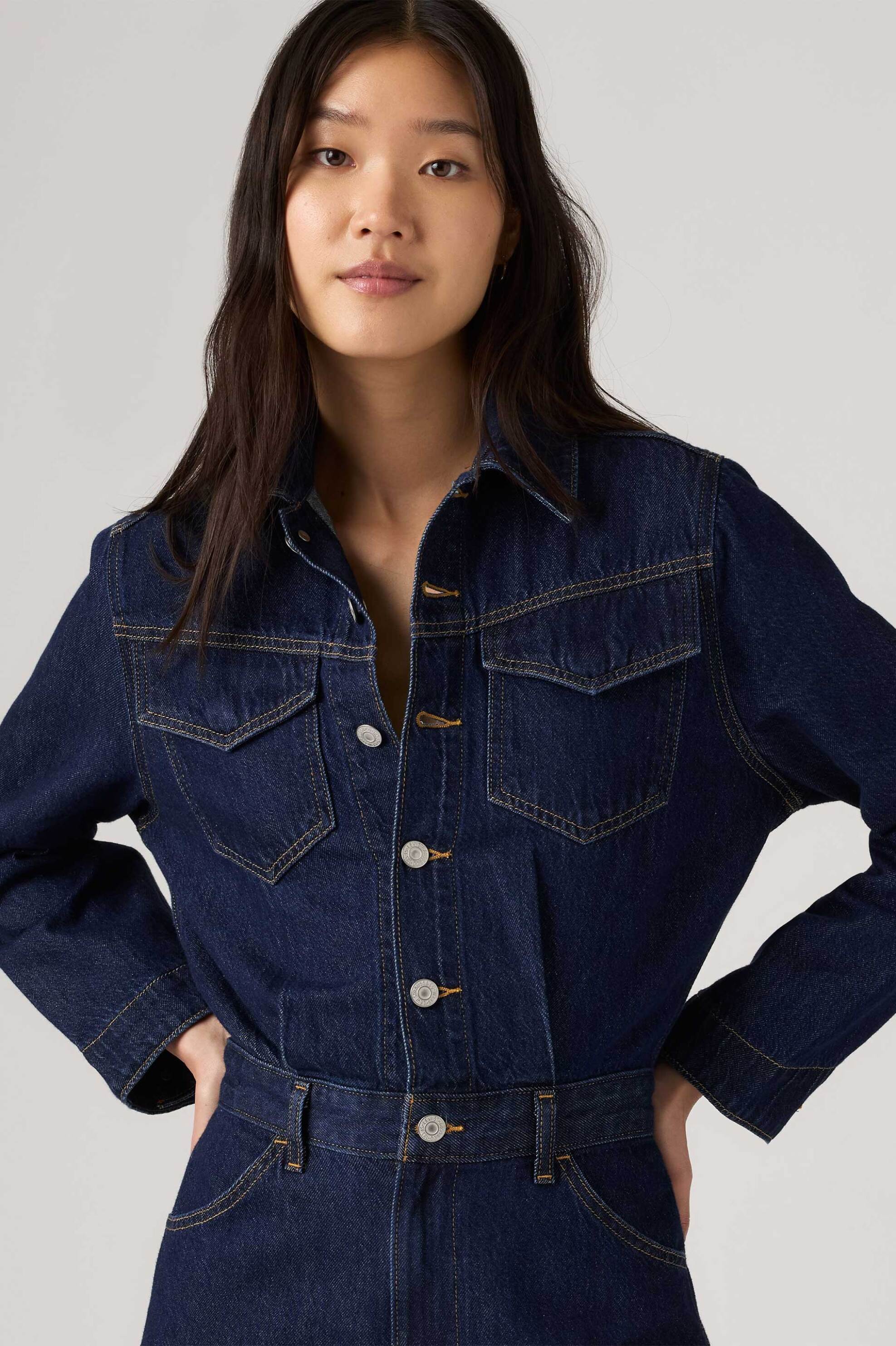 Levi's® γυναικεία denim ολόσωμη φόρμα Standard Fit 