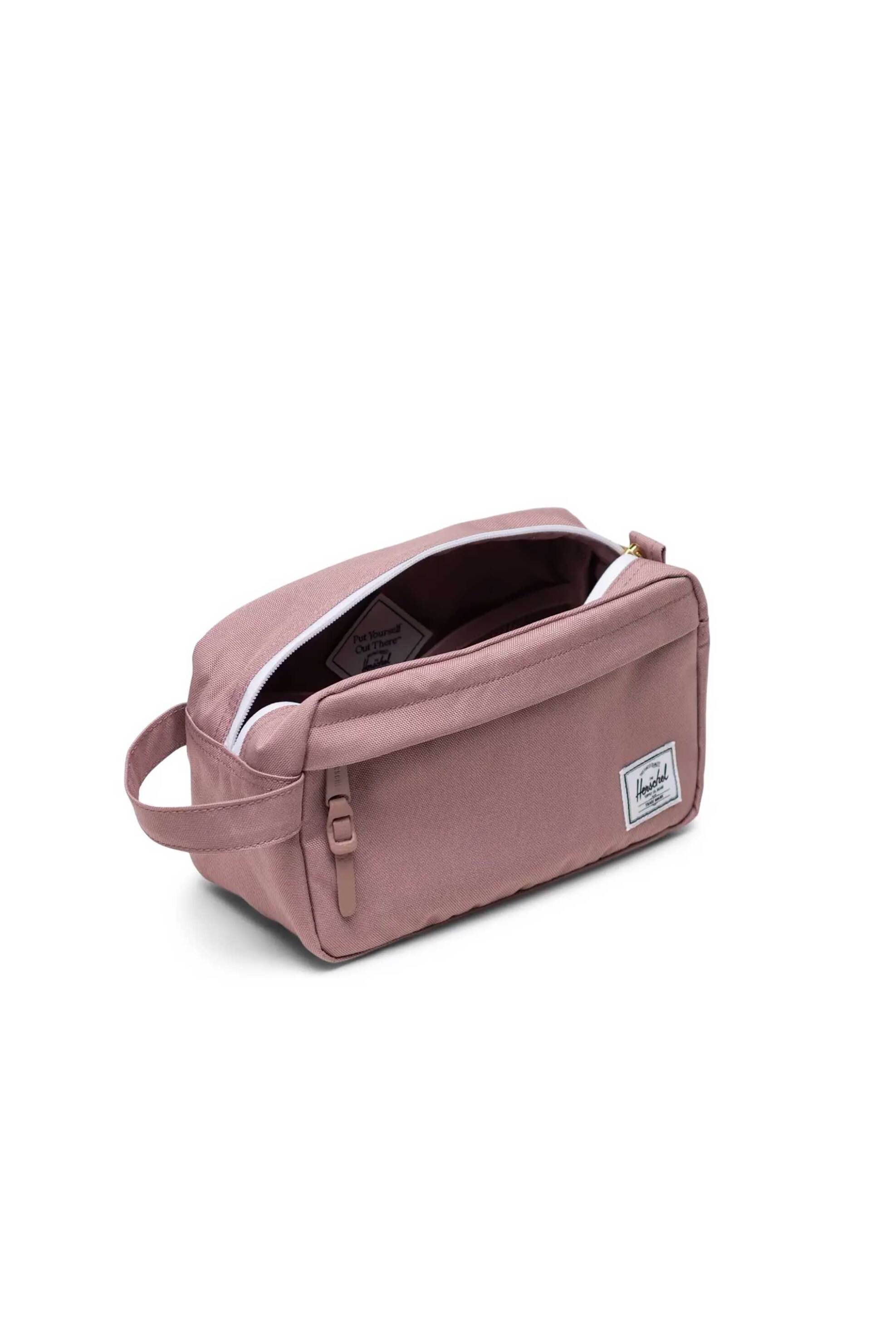 Herschel unisex νεσεσέρ μονόχρωμο με contrast logo patch "Chapter" 5 L - 66UATR00143 Σάπιο Μήλο φωτογραφία