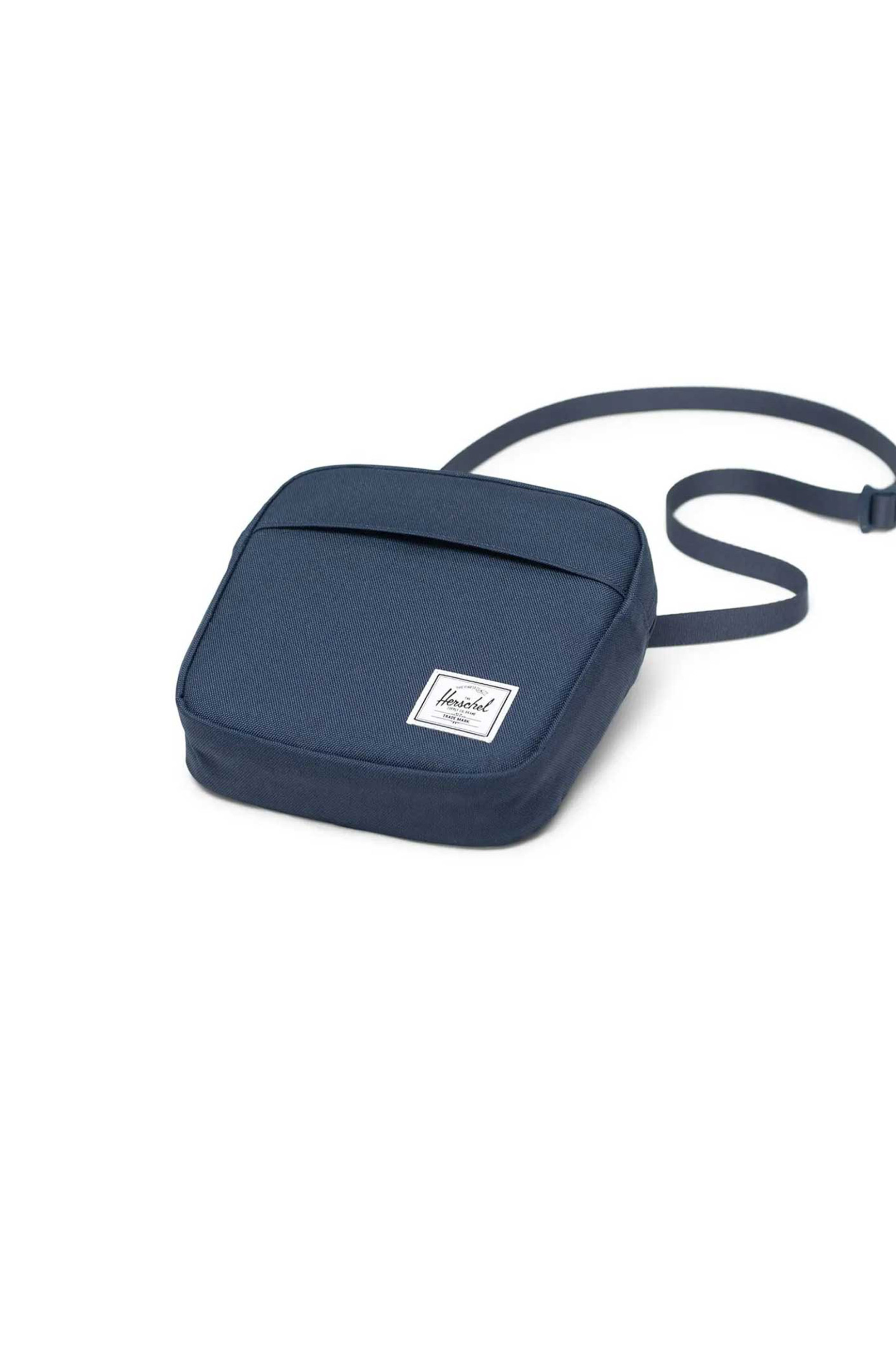 Herschel unisex τσάντα crossbody μονόχρωμη με contrast logo patch "Classic™" 2 L - 66UACL01556 Μπλε Σκούρο φωτογραφία