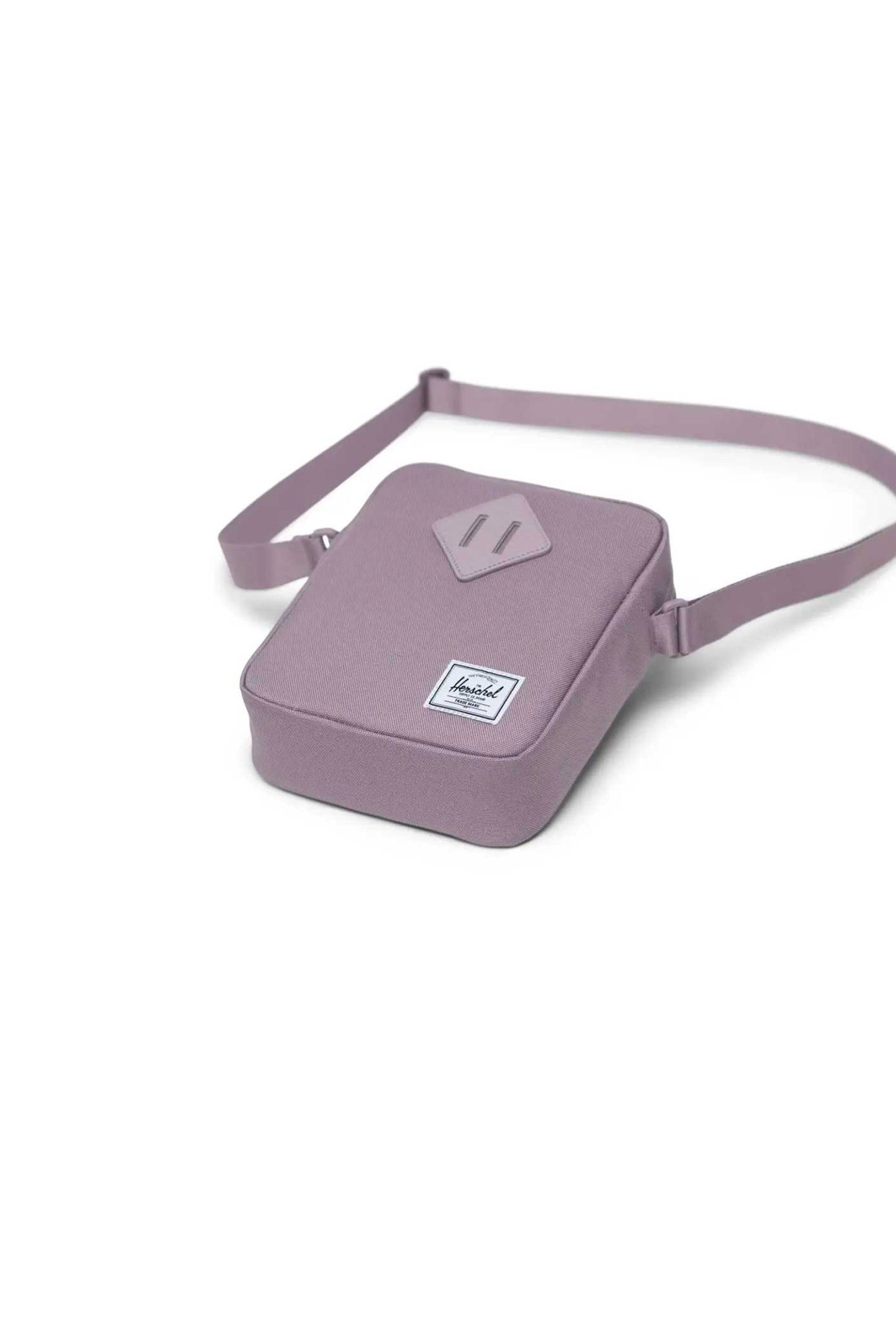 Herschel unisex τσάντα crossbody μονόχρωμη με contrast logo patch "Heritage™" 2,6 L - 66UBCL01446 Λιλά φωτογραφία