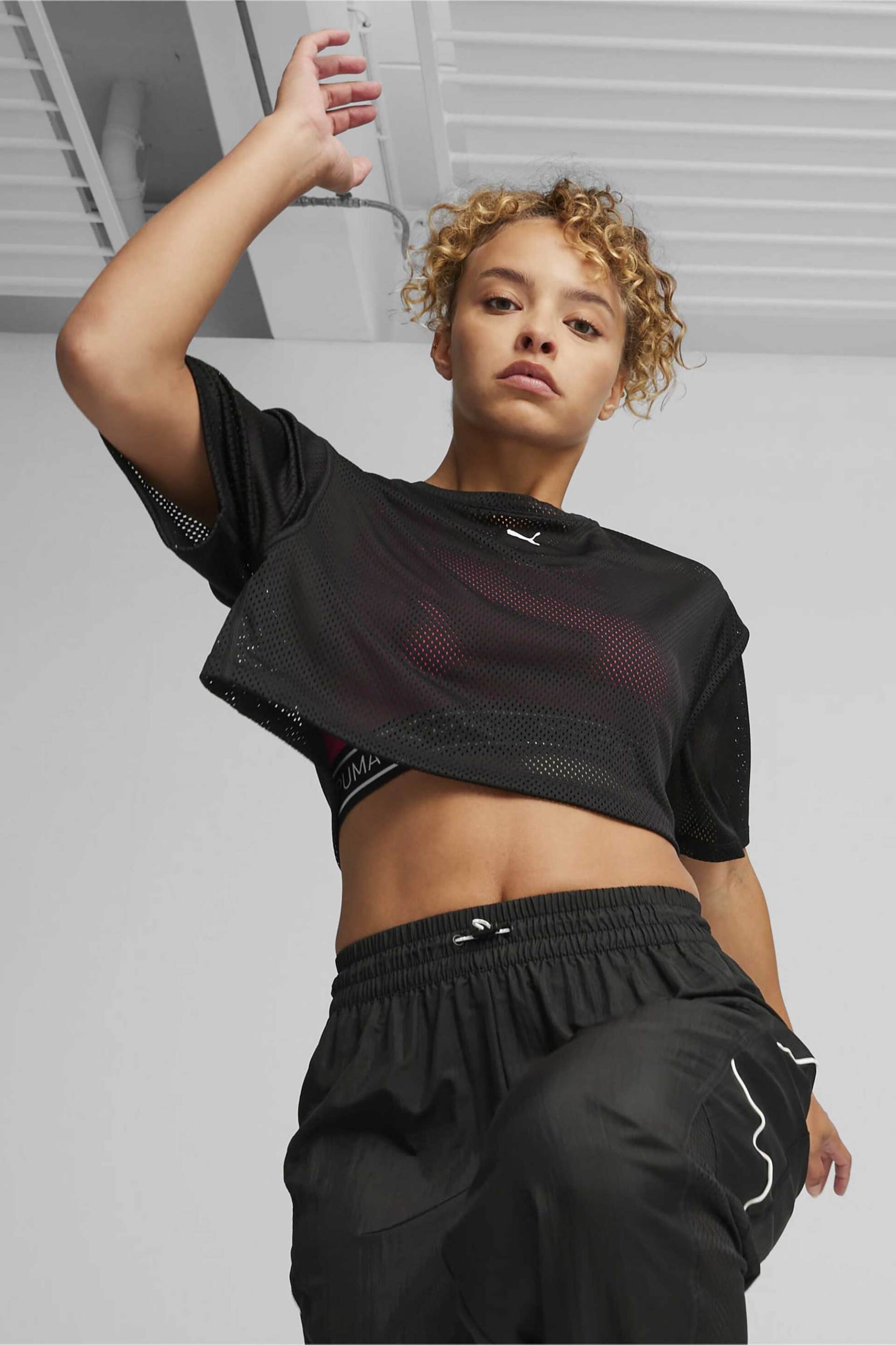 PUMA Puma γυναικείο T-shirt cropped με διάτρητο σχέδιο Relaxed Fit - 524814 Μαύρο