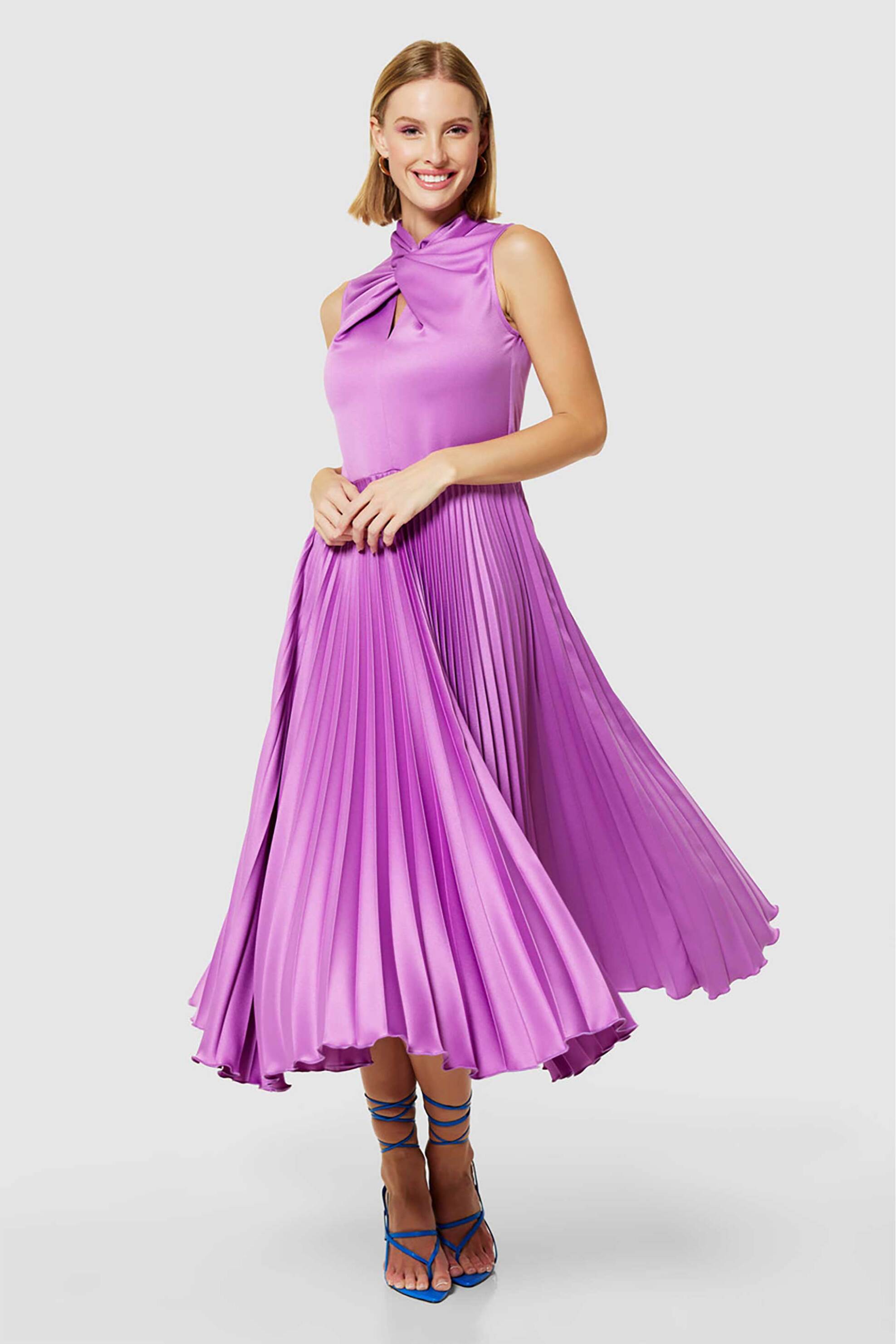 Closet London γυναικείο midi φόρεμα με σατέν όψη και πλισέ σχέδιο - D8218 Βιολετί φωτογραφία