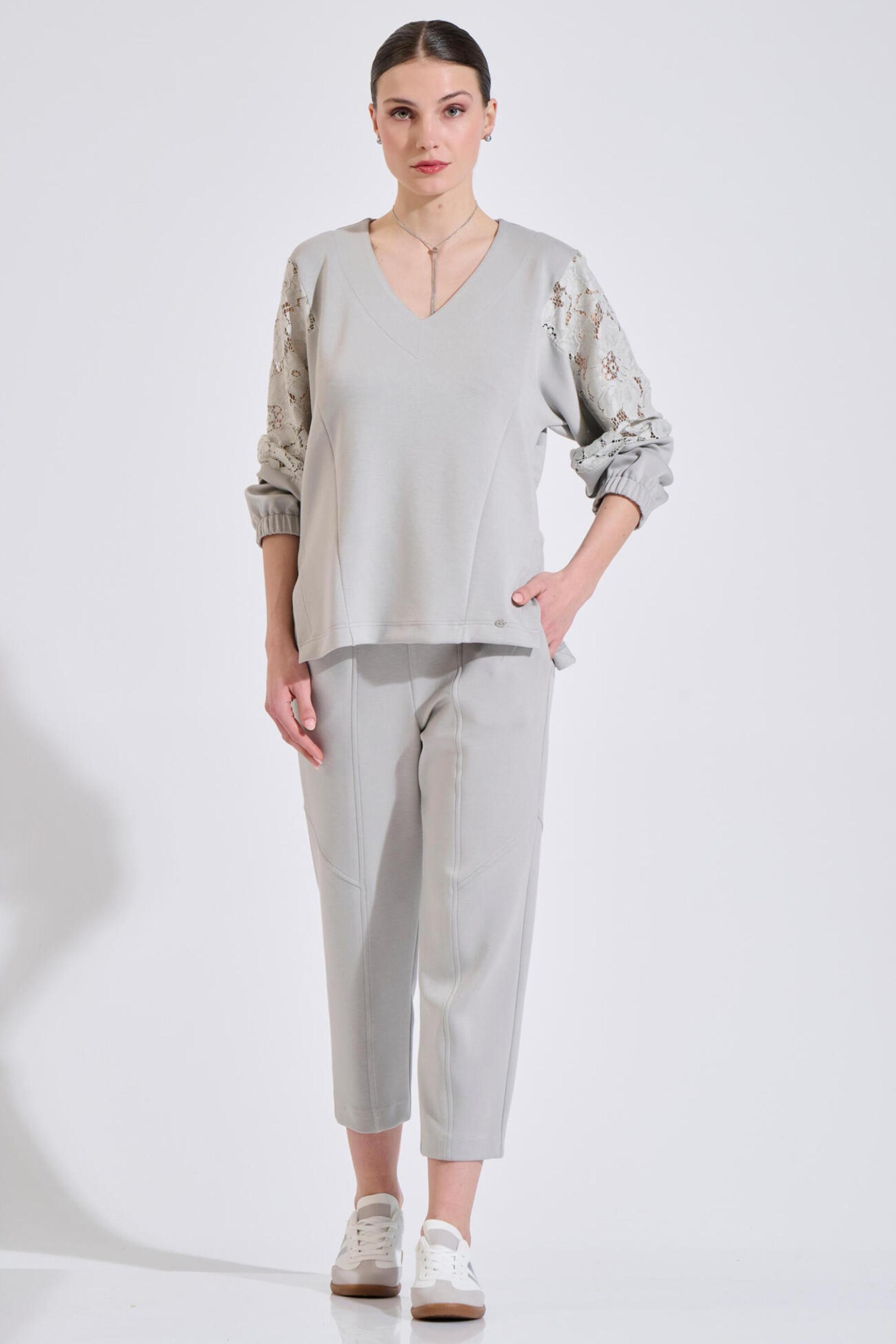 Bill Cost γυναικεία μπλούζα με δαντελένιες λεπτομέρειες και V λαιμόκοψη - 10-240060-0 Γκρι