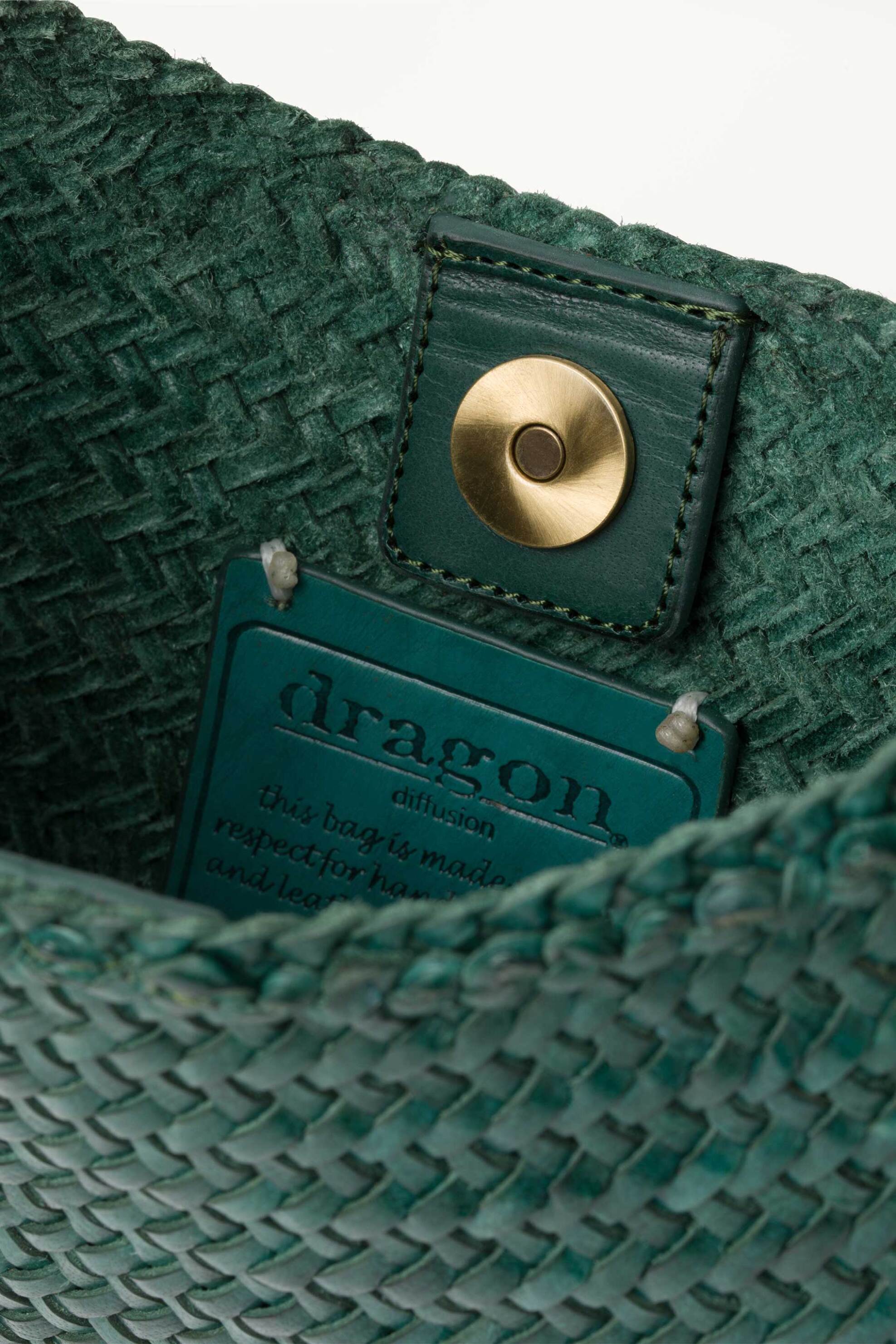 Dragon Diffusion γυναικεία τσάντα ώμου "Nova Luna" - 8020 Πράσινο φωτογραφία