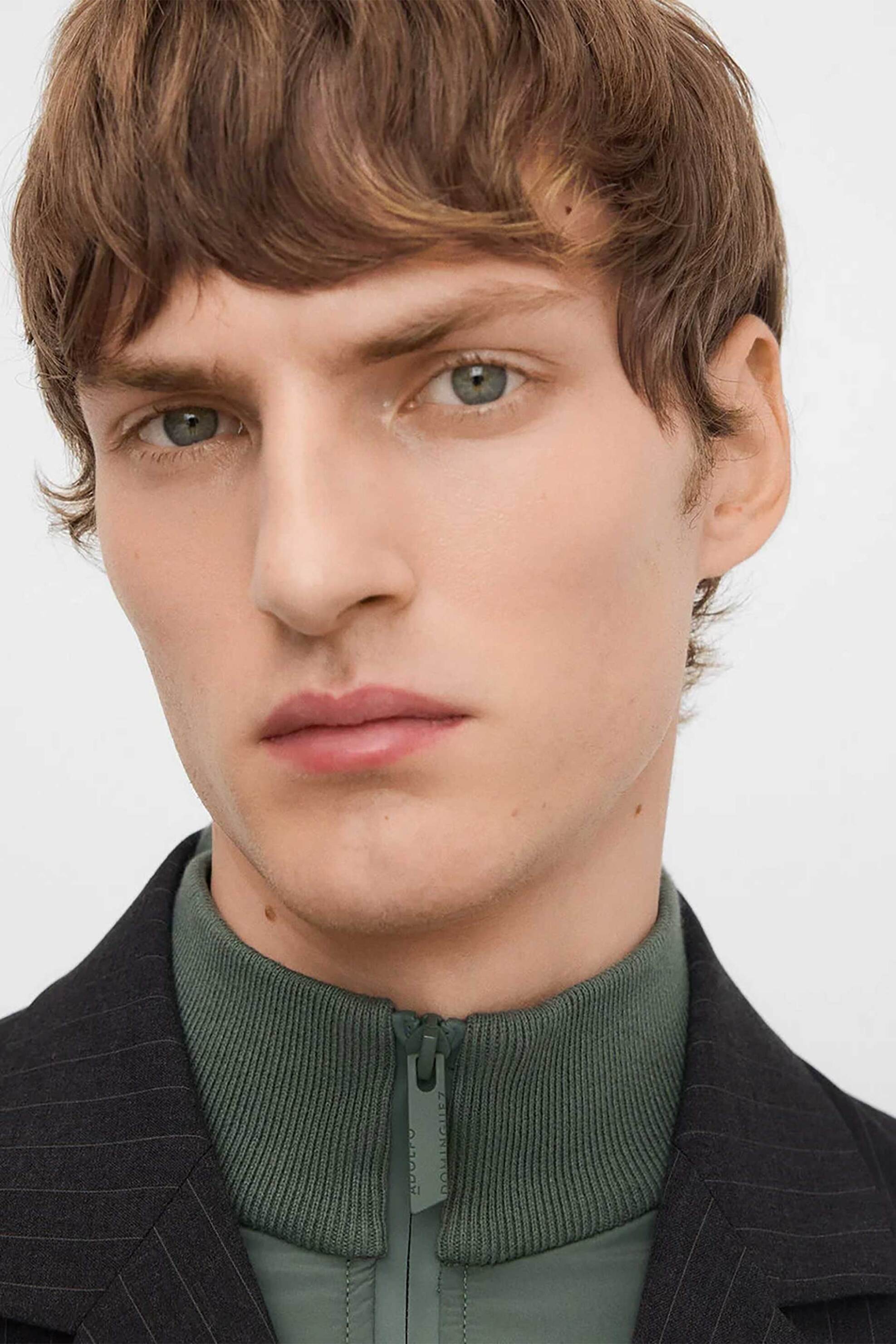 Adolfo Domínguez ανδρική πλεκτή ζακέτα μονόχρωμη με ψηλό λαιμό - 152031195 Πράσινο φωτογραφία